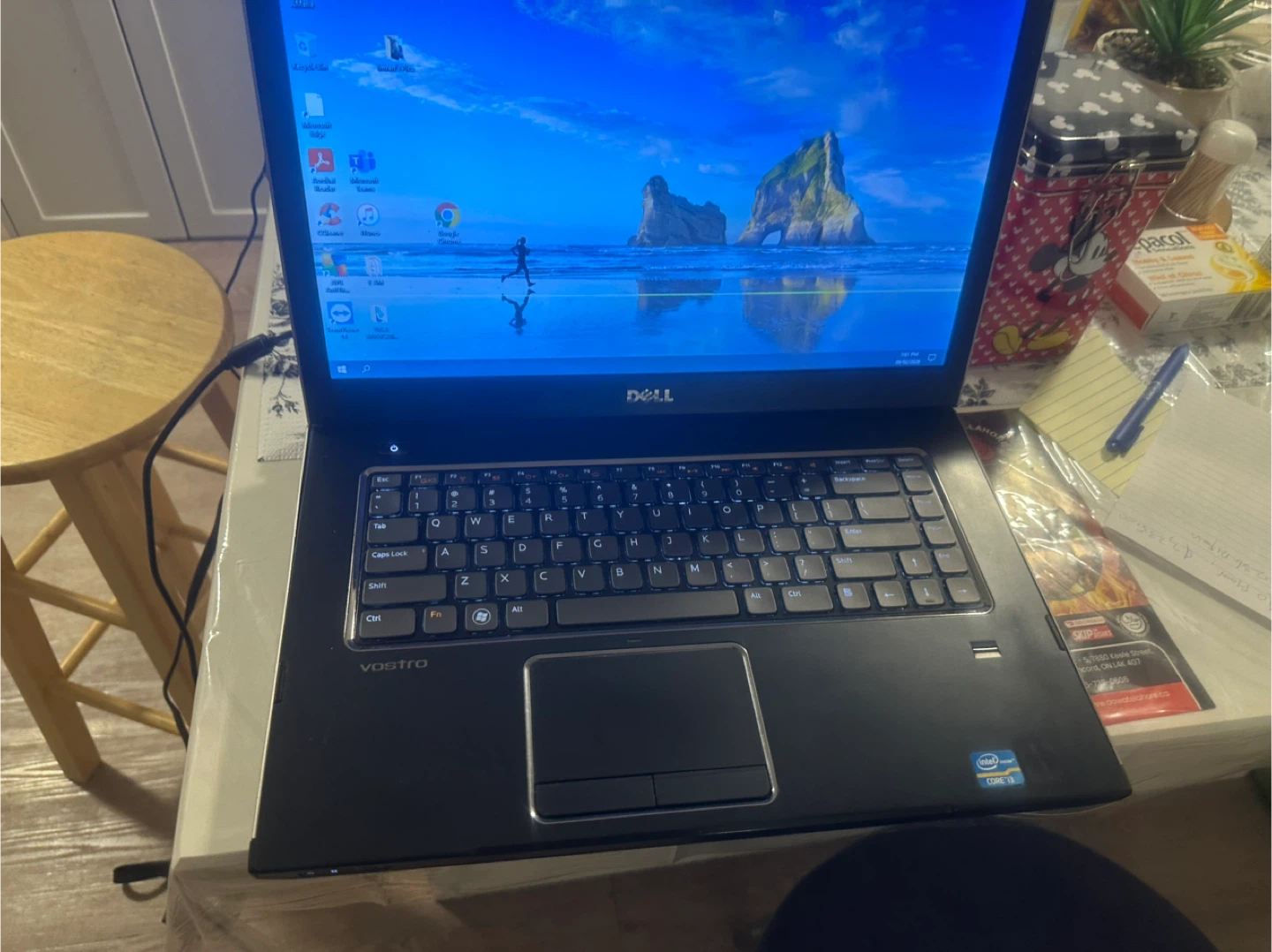 Dell Vostro Laptop - Intel Core i3 - photo 2