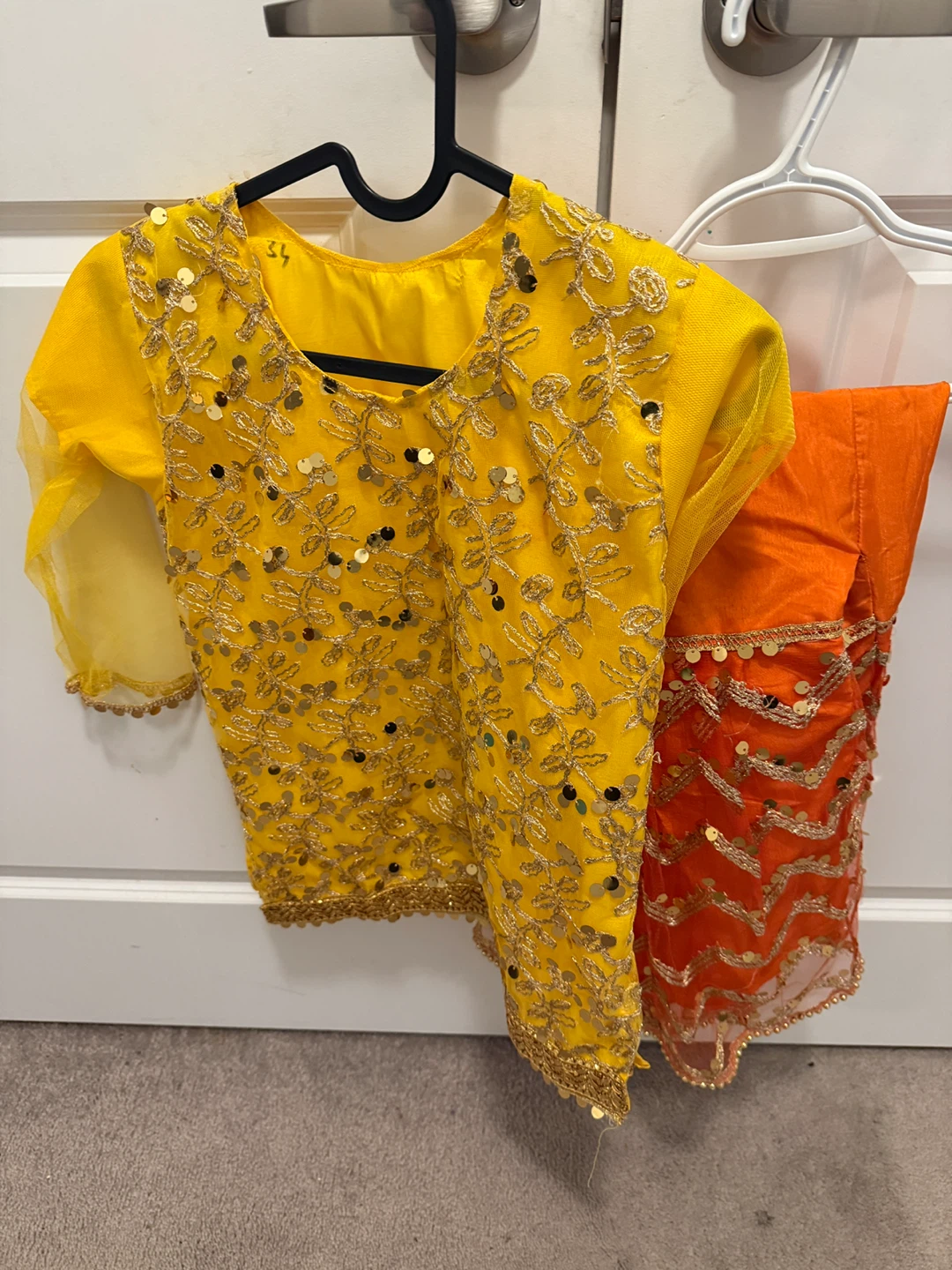 Kids Yellow and Orange Sequined Outfit - photo 3