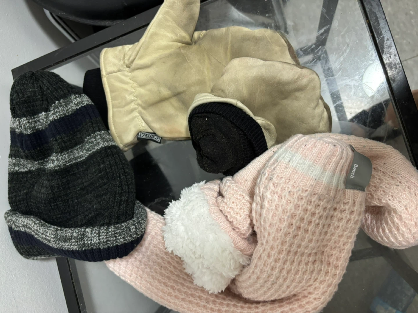 Bench Pink Knit soocks,  Hat & Mittens Set - photo 2