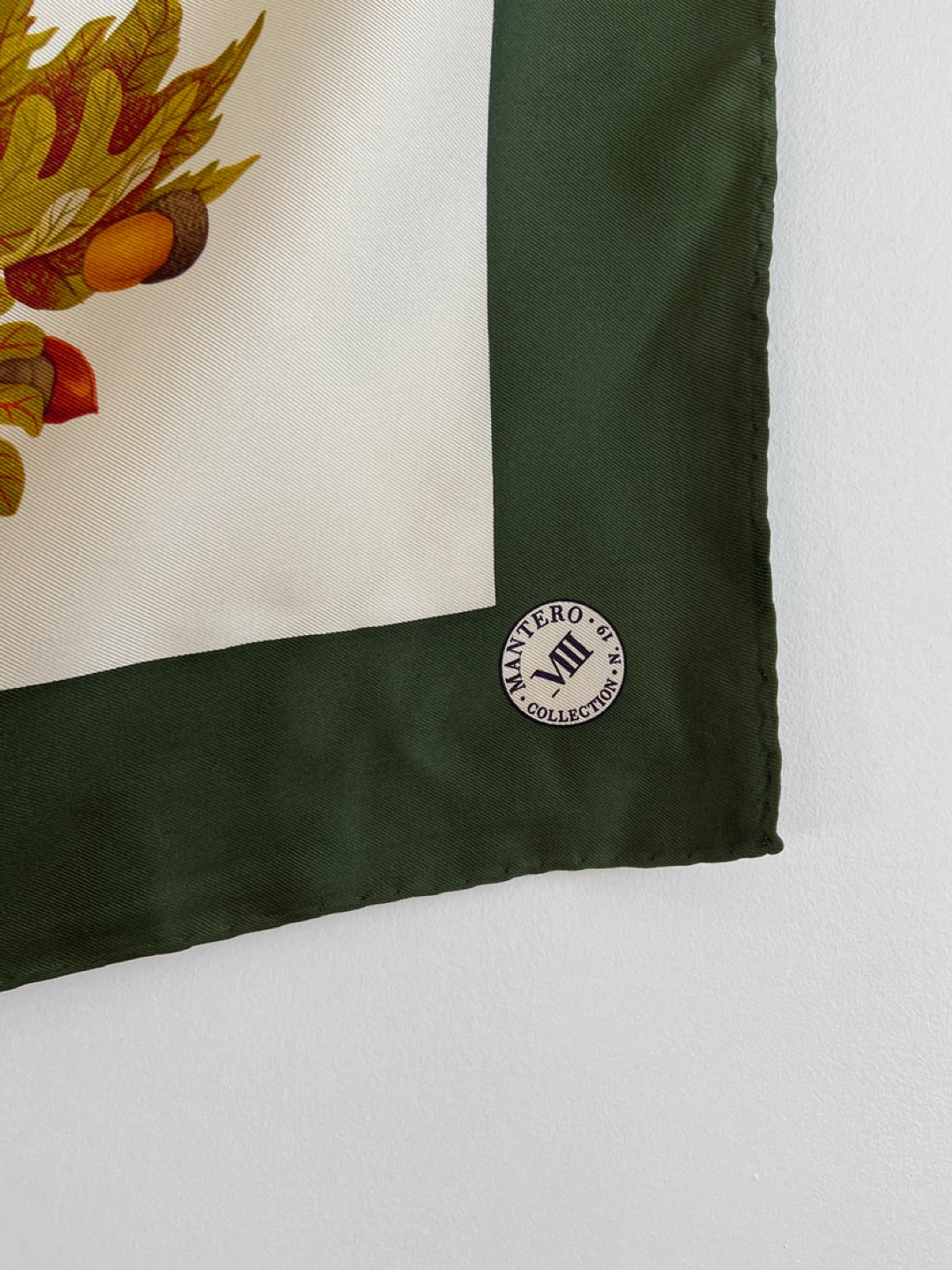 Mantero Silk Scarf Autumn Birds and Leaves 🏆 - photo 3