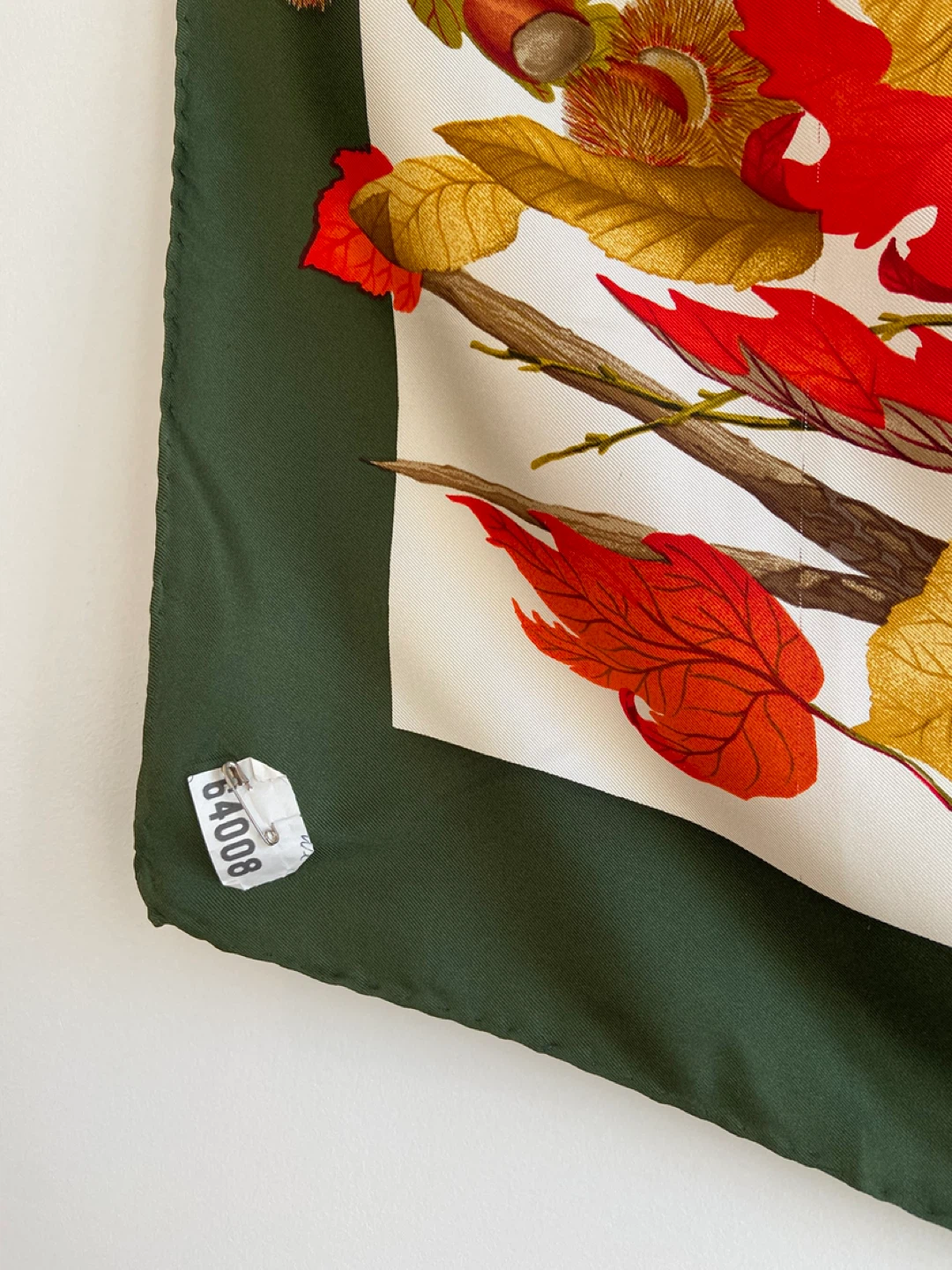 Mantero Silk Scarf Autumn Birds and Leaves 🏆 - photo 4