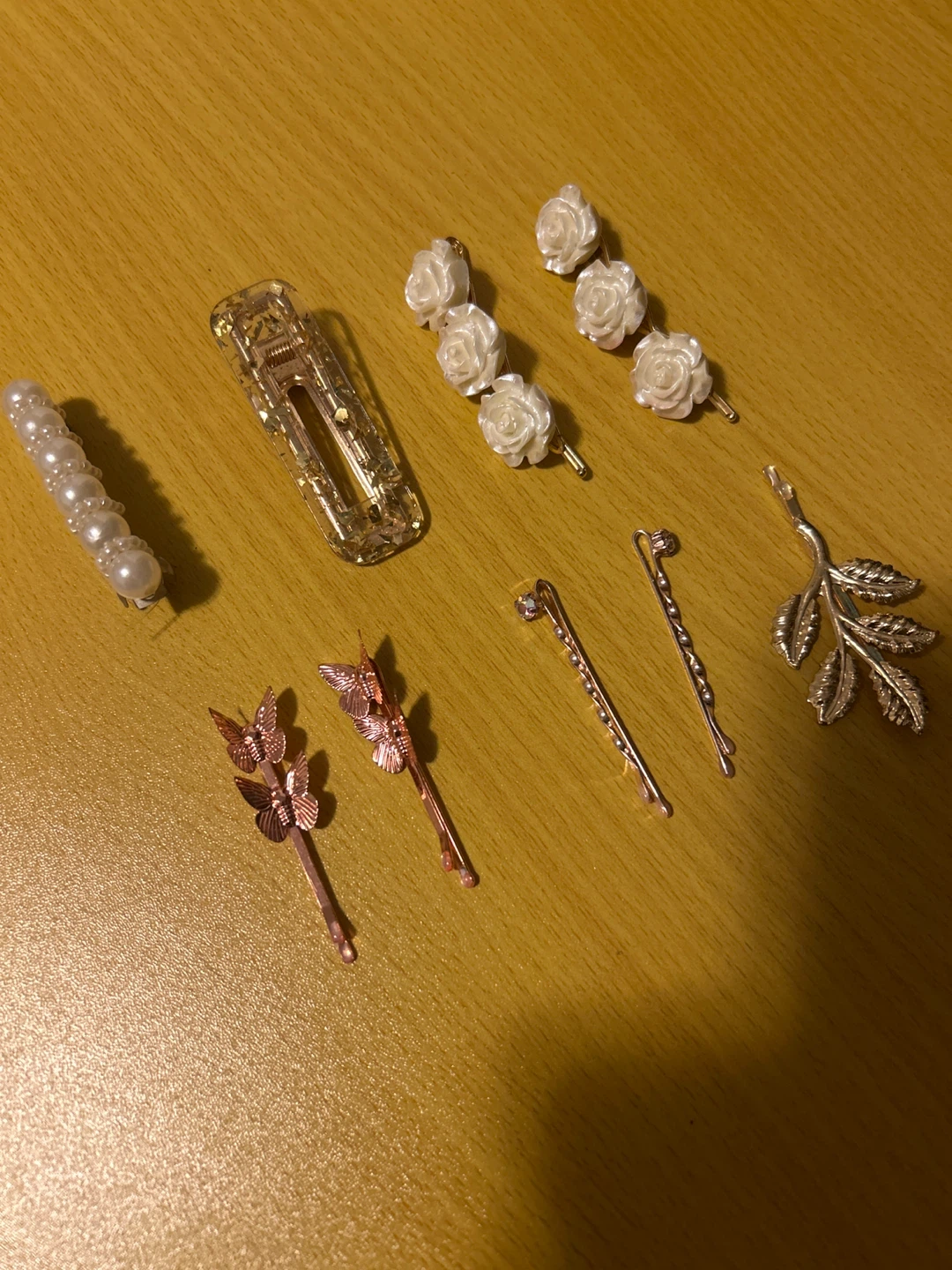 Assorted Hair Clips and Bobby Pins - photo 2