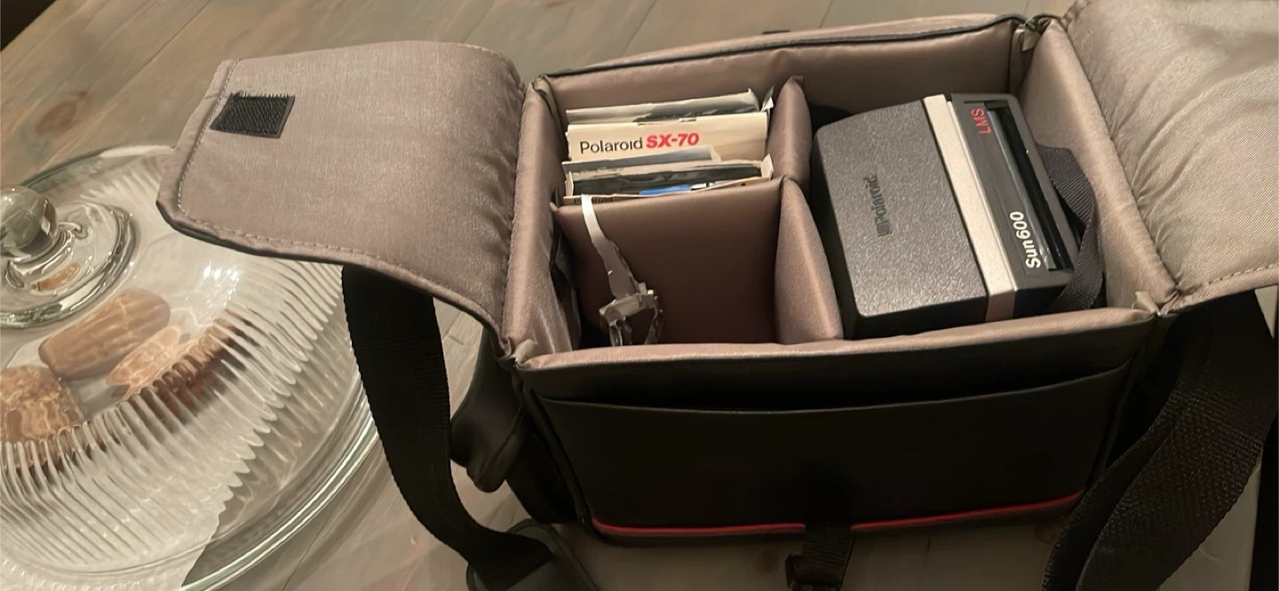 Polaroid Sun 600 LMS Camera with Optex Bag - photo 3