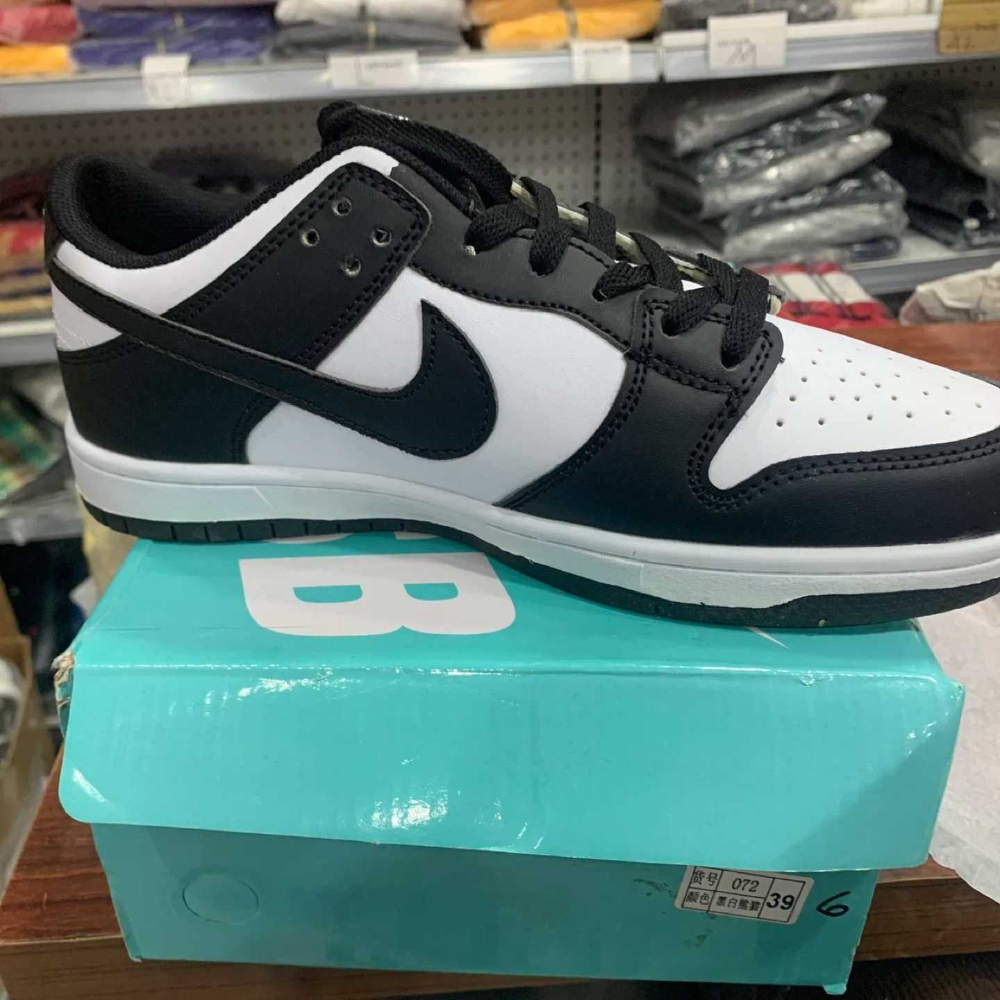 Nike Dunk Low SB Black White Sneakers - photo 2