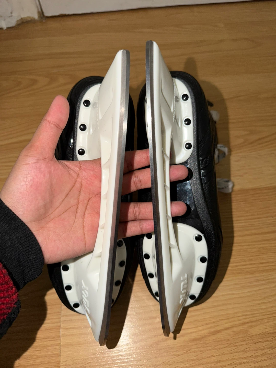 WTS Bauer Vapor X250 Hockey Skate Size 6 KIDS - photo 2