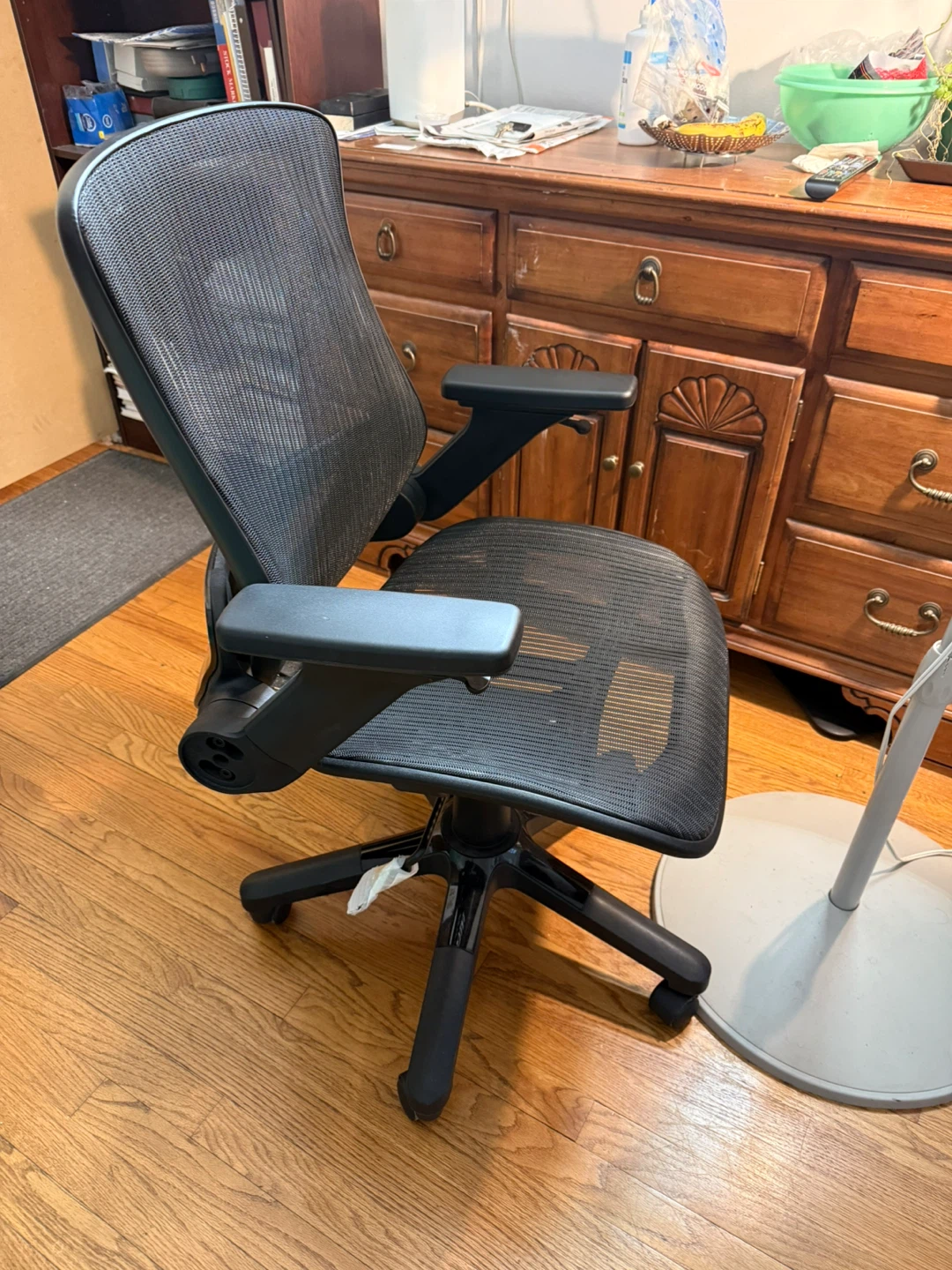 Herman Miller Aeron Chair - Size B - photo 2
