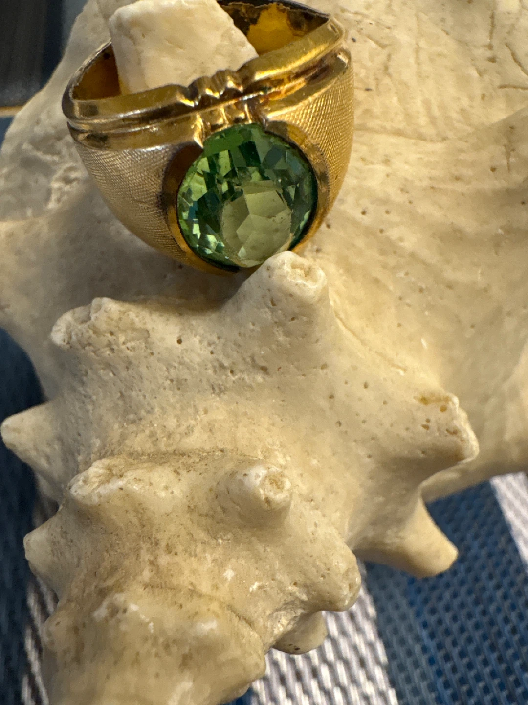🏆Gold Tone Ring with Green Stone