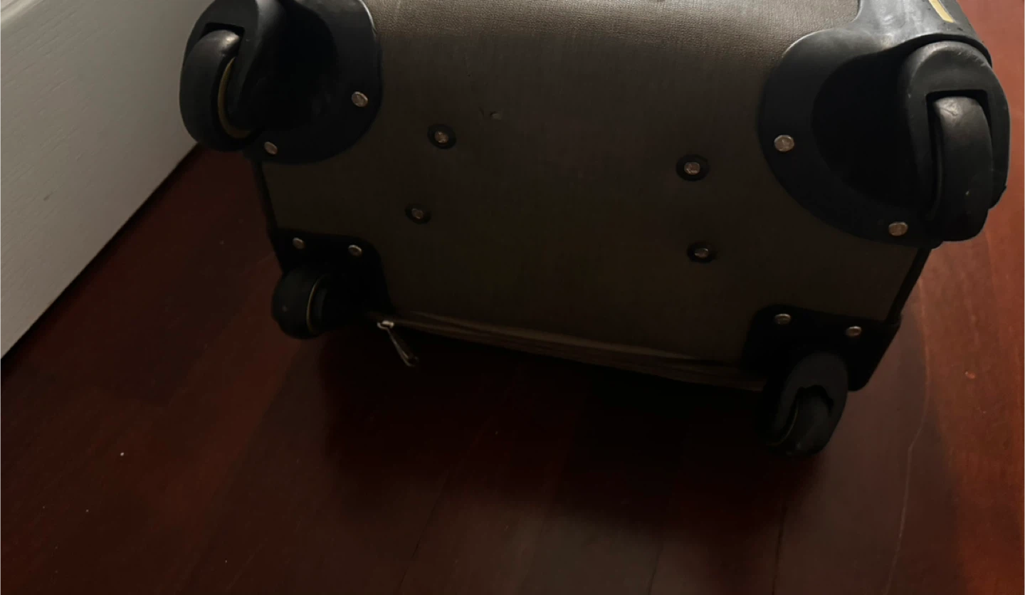 Samsonite Rolling Luggage - Olive Green Carry-On Suitcase - photo 3