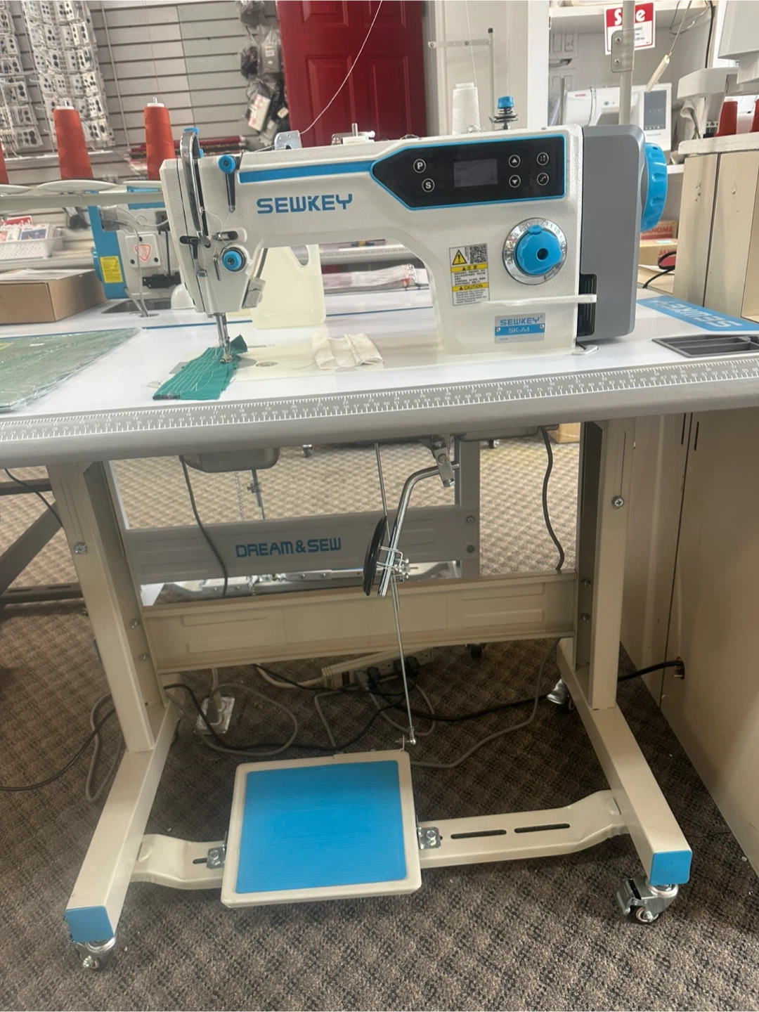 SEWKEY Industrial Sewing Machine - photo 3