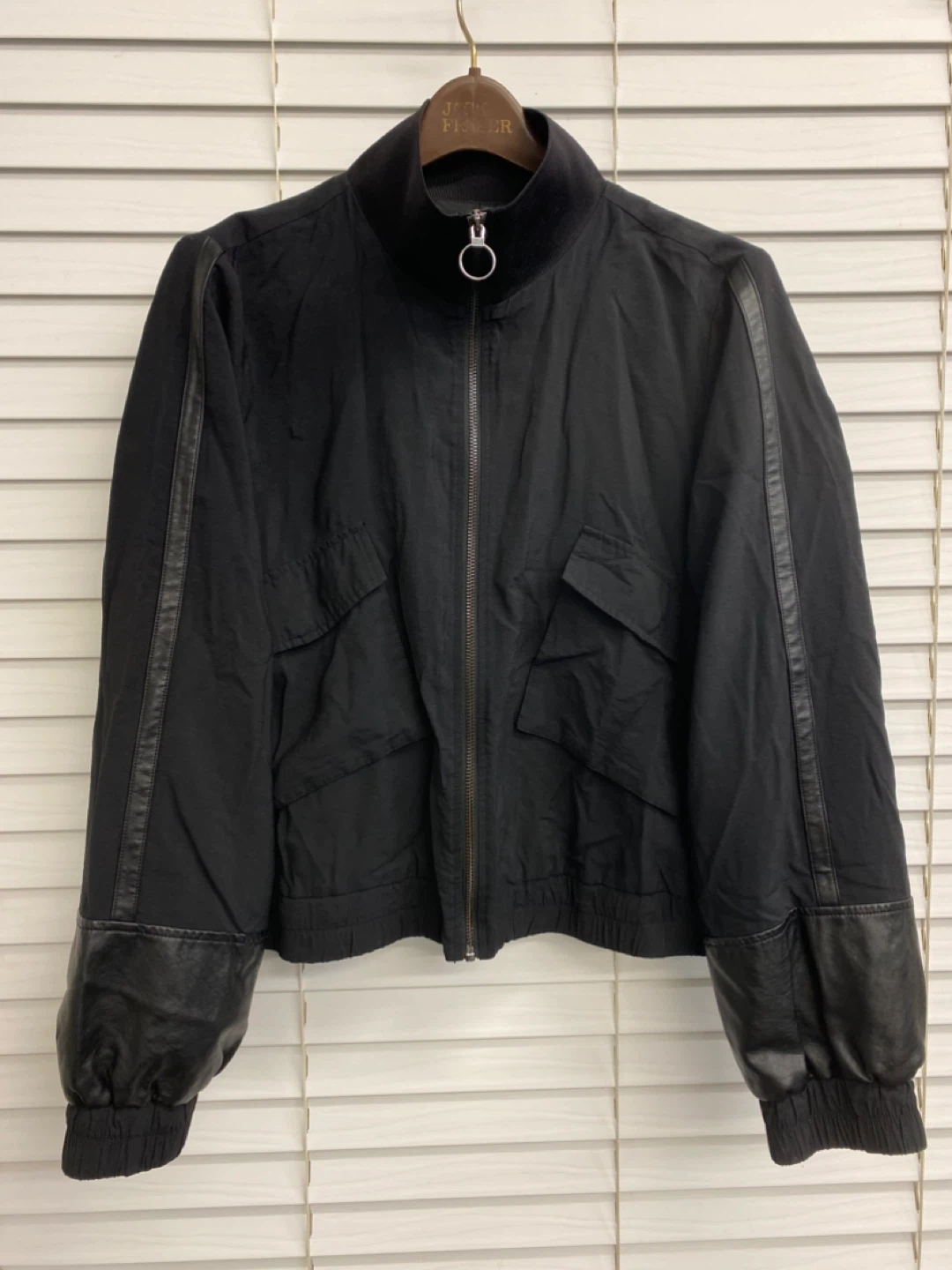 GUESS Lightweight Full-Zip Utility Jacket - L