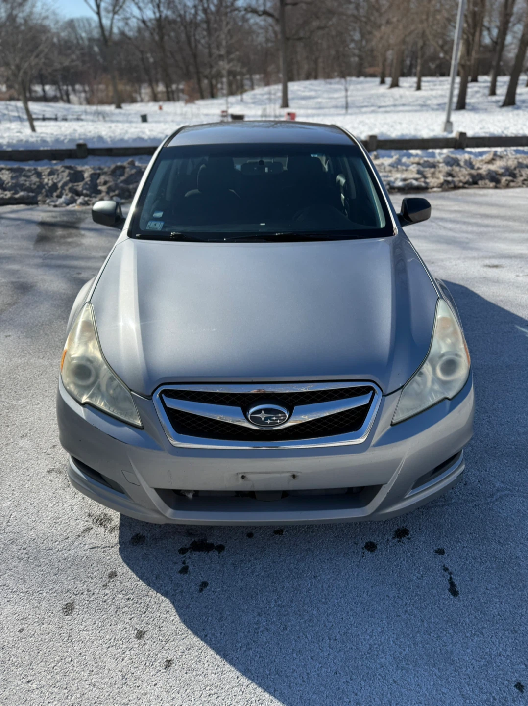 2010 Subaru Legacy 2.5i Sedan Silver 143k miles
