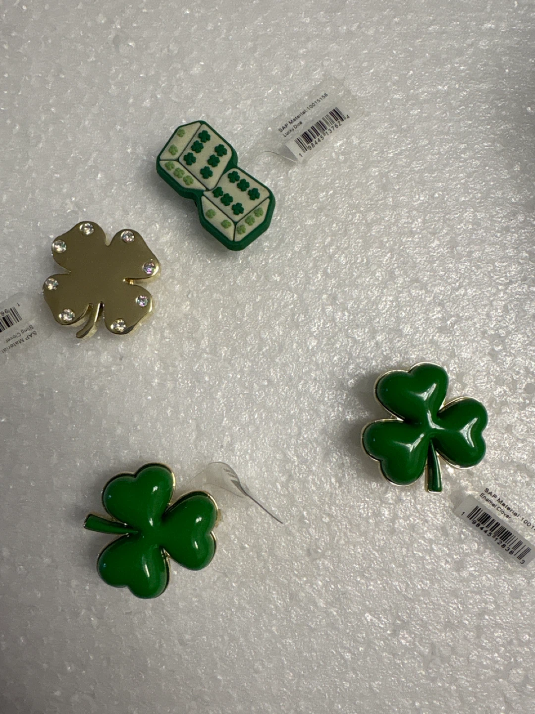 🏆Crocs Jibbitz Charms - Lucky Clovers & Dice