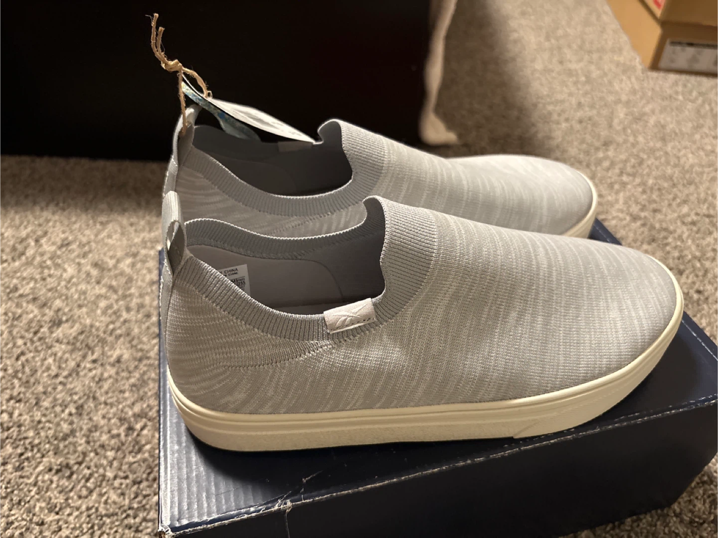 Brand New Reebok Onlux Slip On Women's Shoes Size 8.5 - photo 2