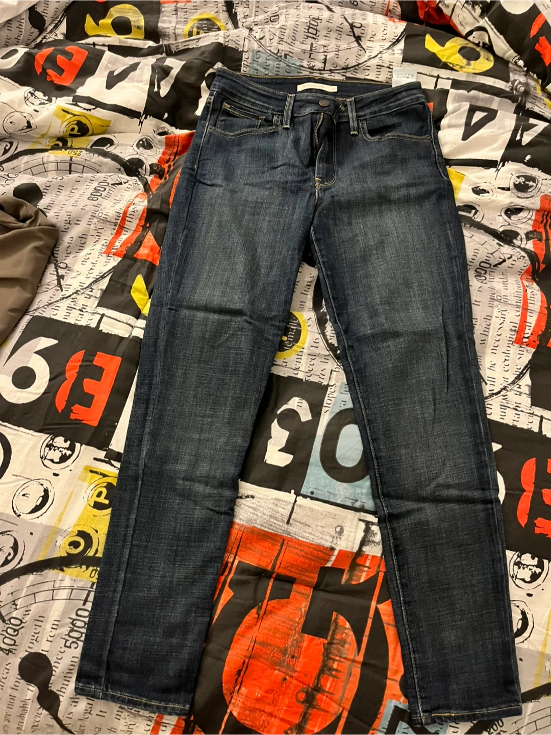 Levi's 721 High Rise Skinny Jeans - Size 28