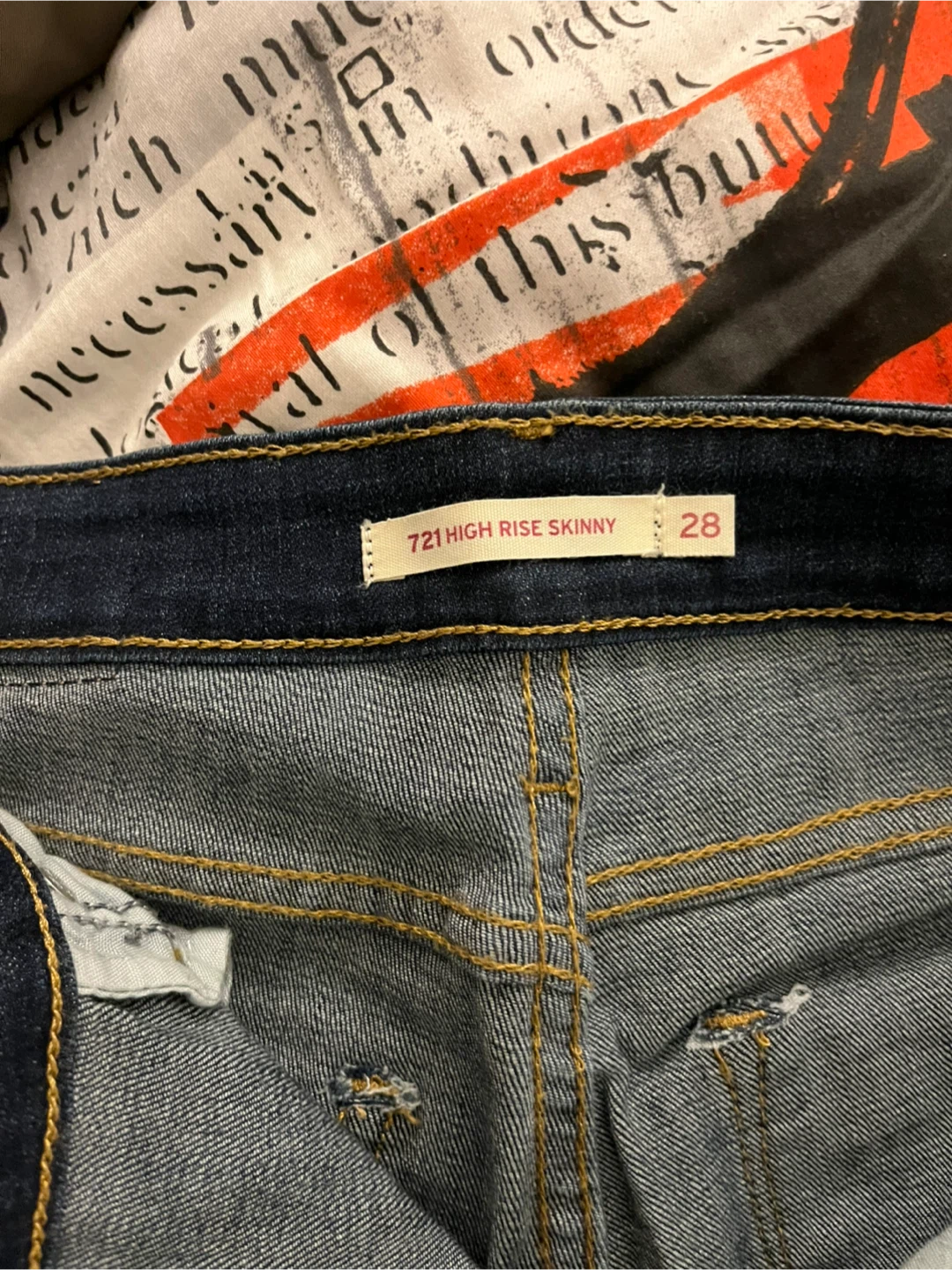 Levi's 721 High Rise Skinny Jeans - Size 28 - photo 3
