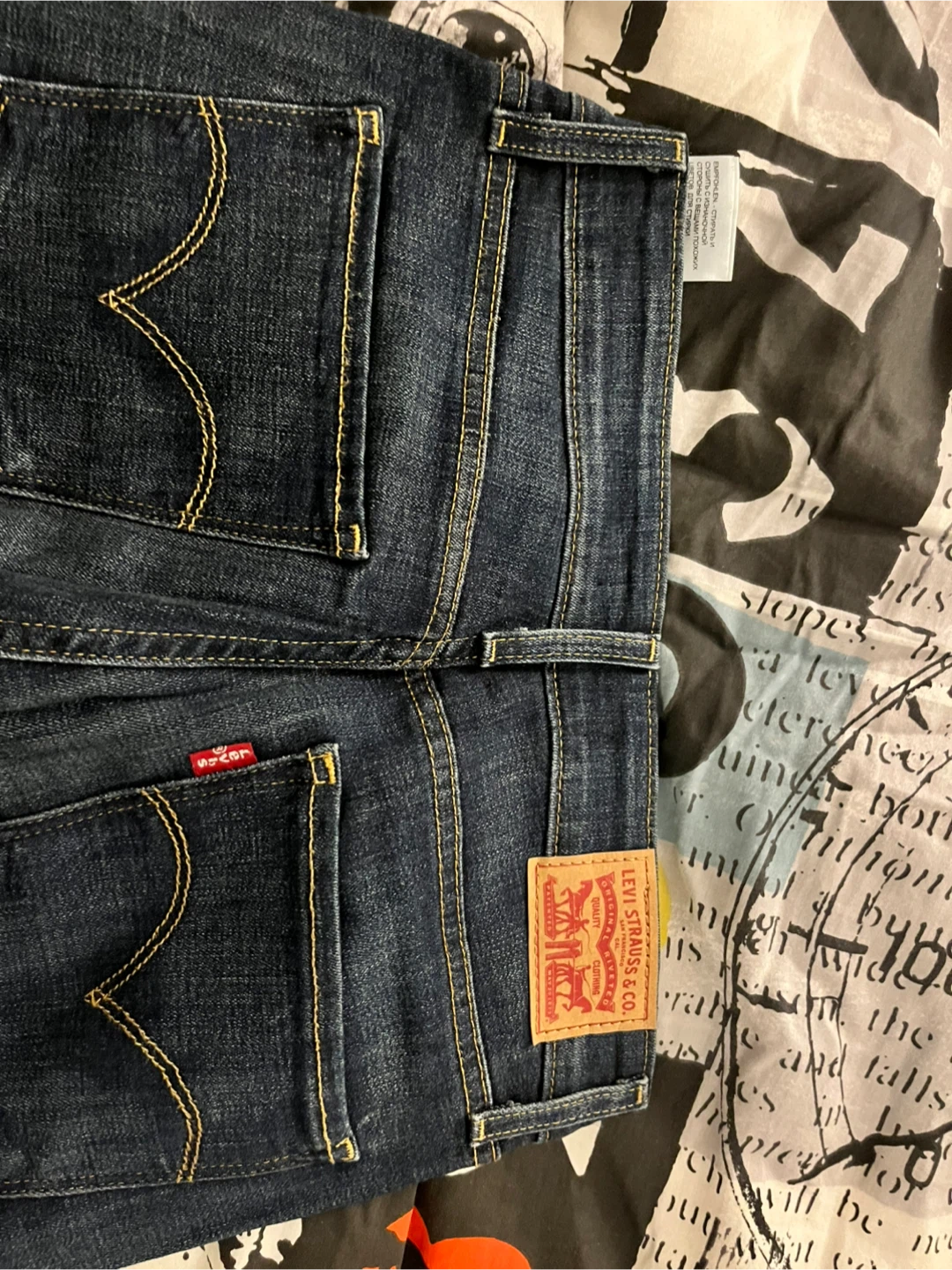 Levi's 721 High Rise Skinny Jeans - Size 28 - photo 4