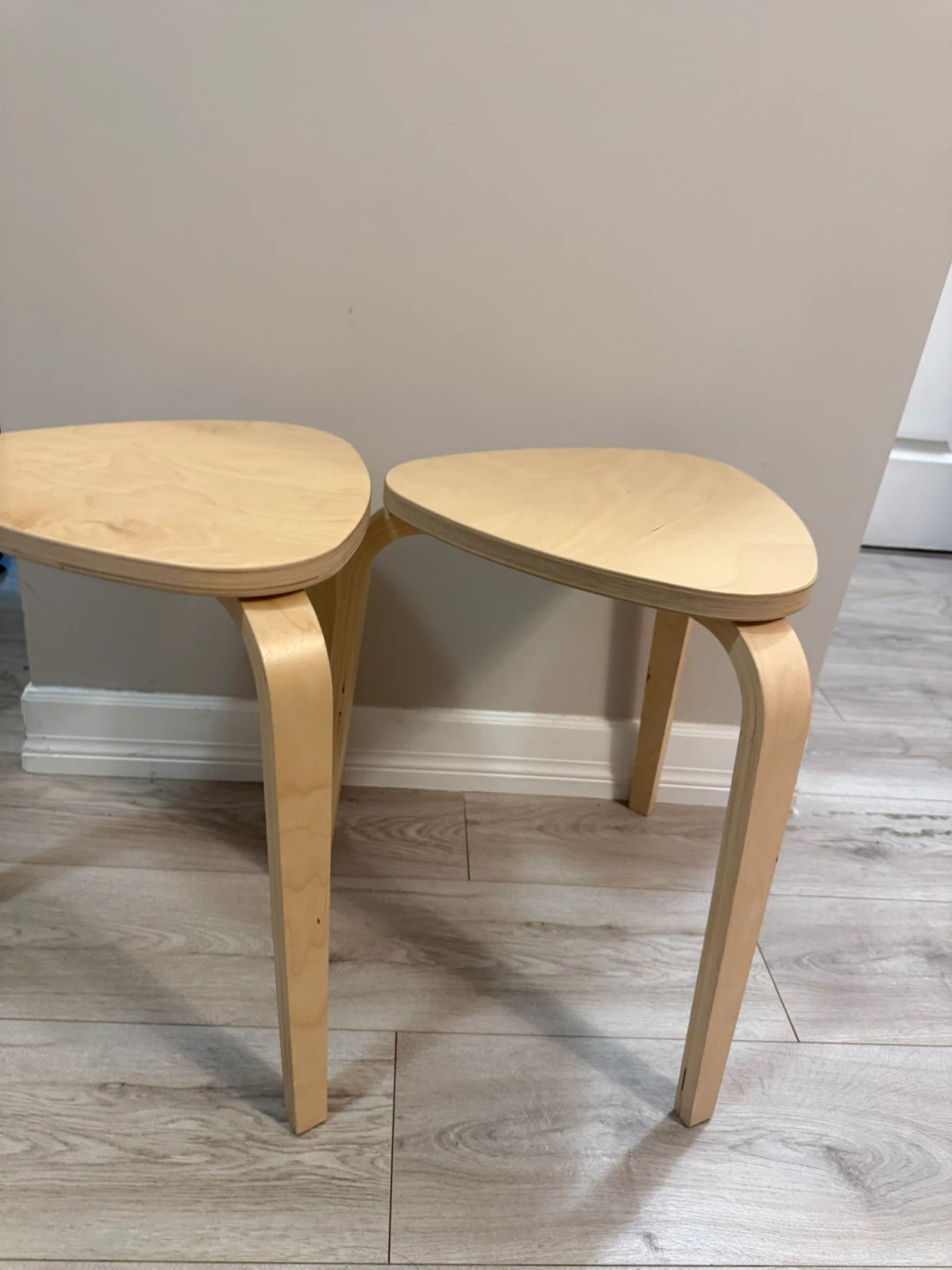 Set of 2 Wooden Stools - photo 4