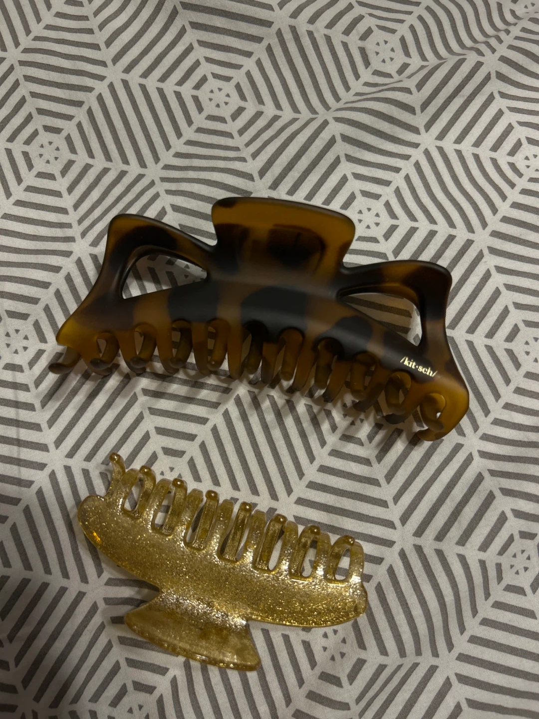 Kitsch Claw Clips - Tortoise & Glitter Gold