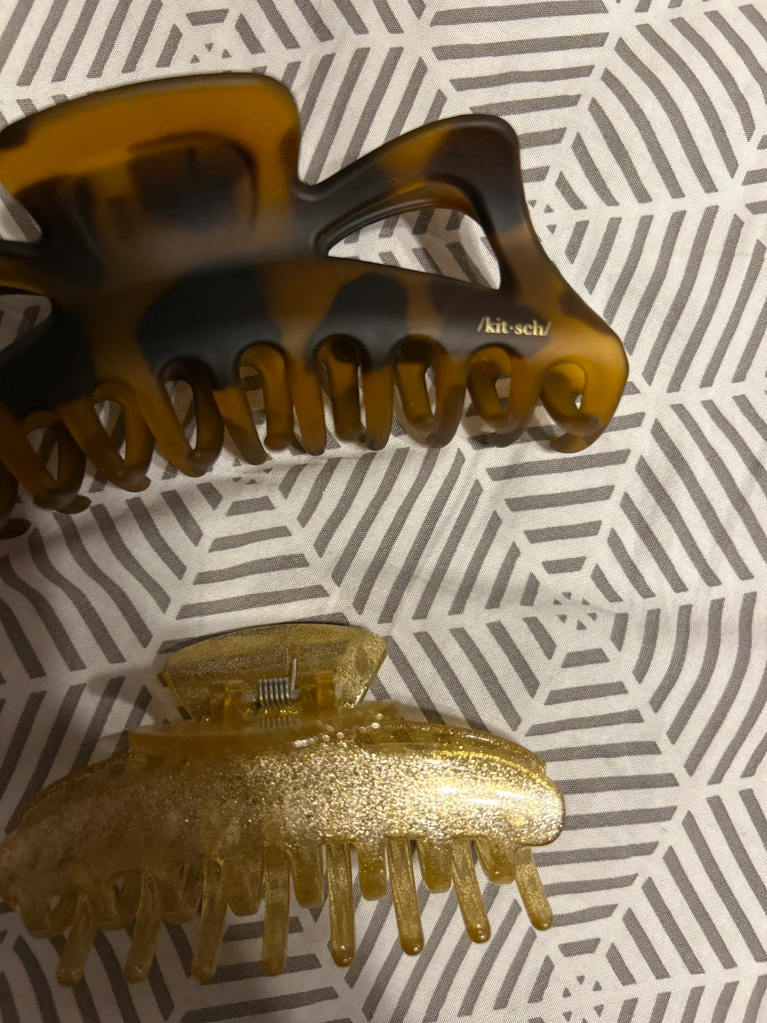 Kitsch Claw Clips - Tortoise & Glitter Gold - photo 2