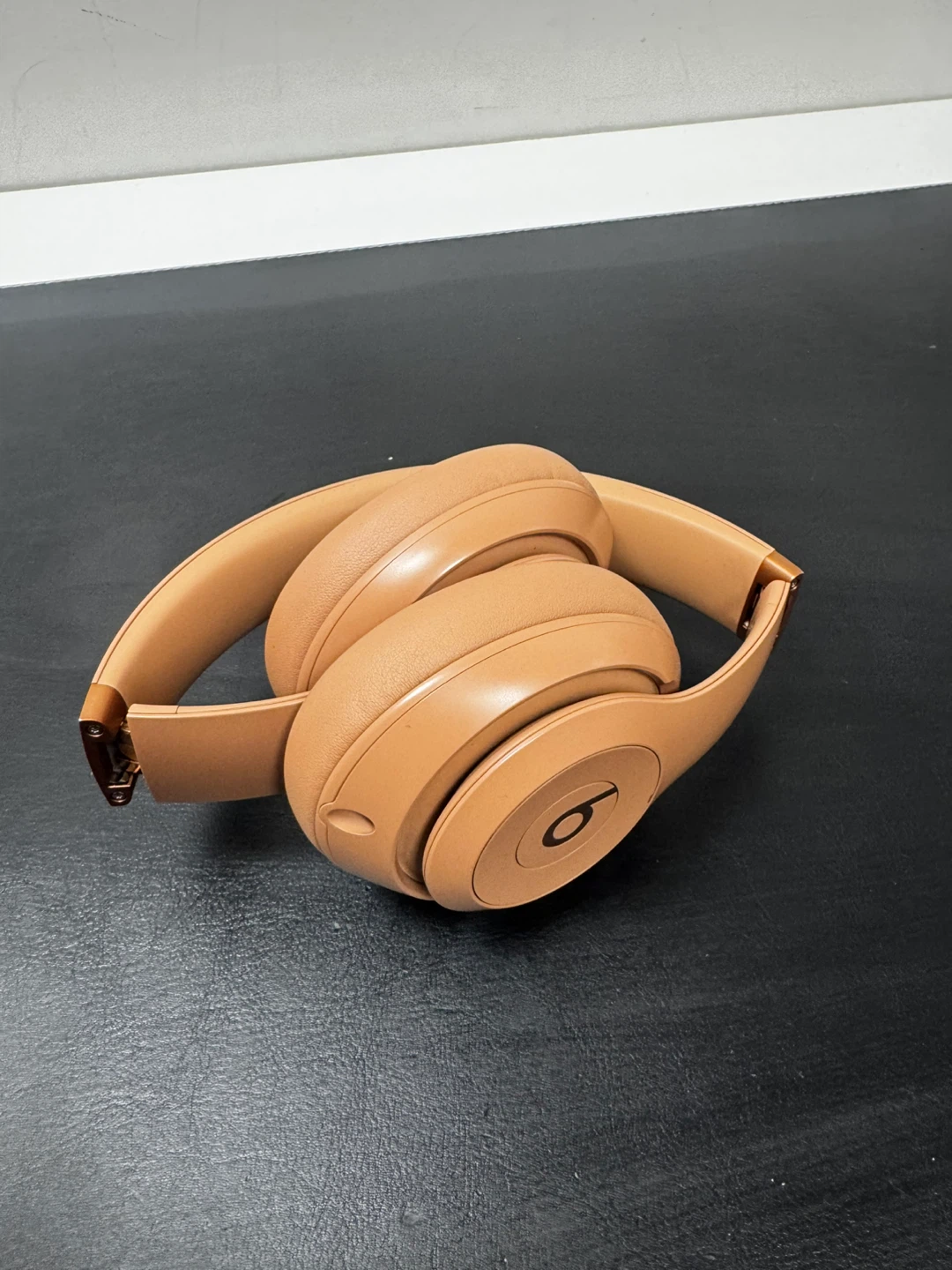 Beats Studio Pro x Kim K - photo 3