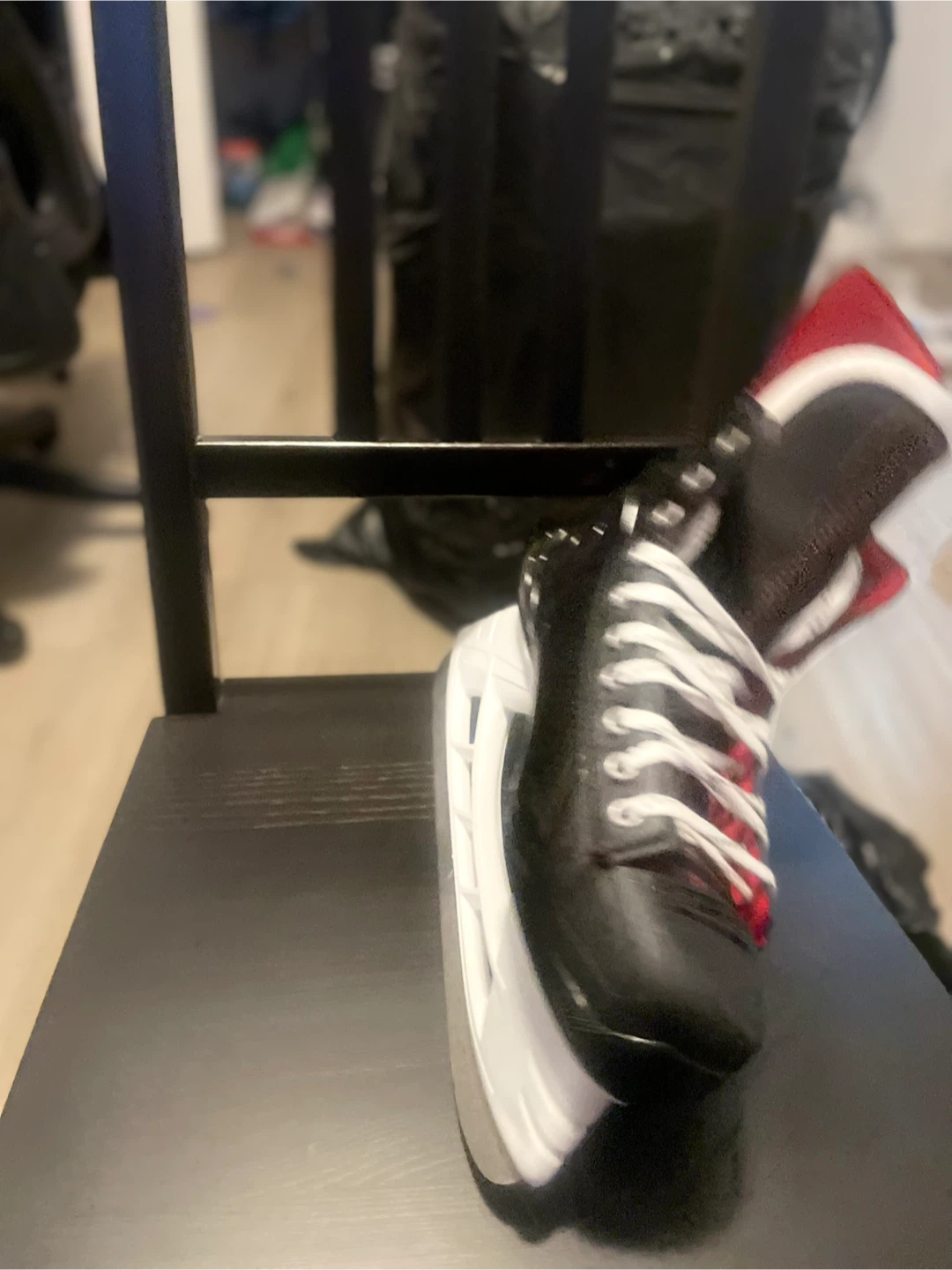 Bauer Vapor X250 Hockey Skates Size 10.0 - photo 4