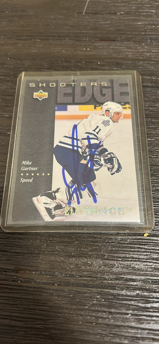 Mike Gartner Signed Hockey Card - Upper Deck Shooters Edge