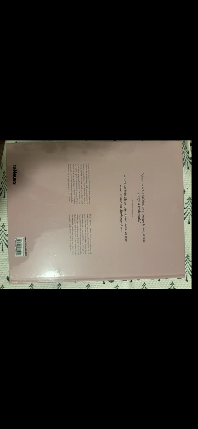 Gucci: The Modern Luxury Series Book - photo 2