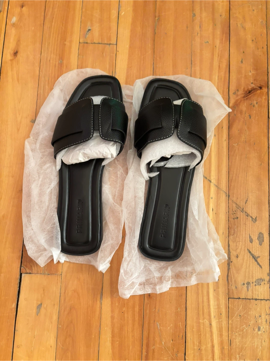 Sandales noires style Hermès neuves taille 9 - photo 3