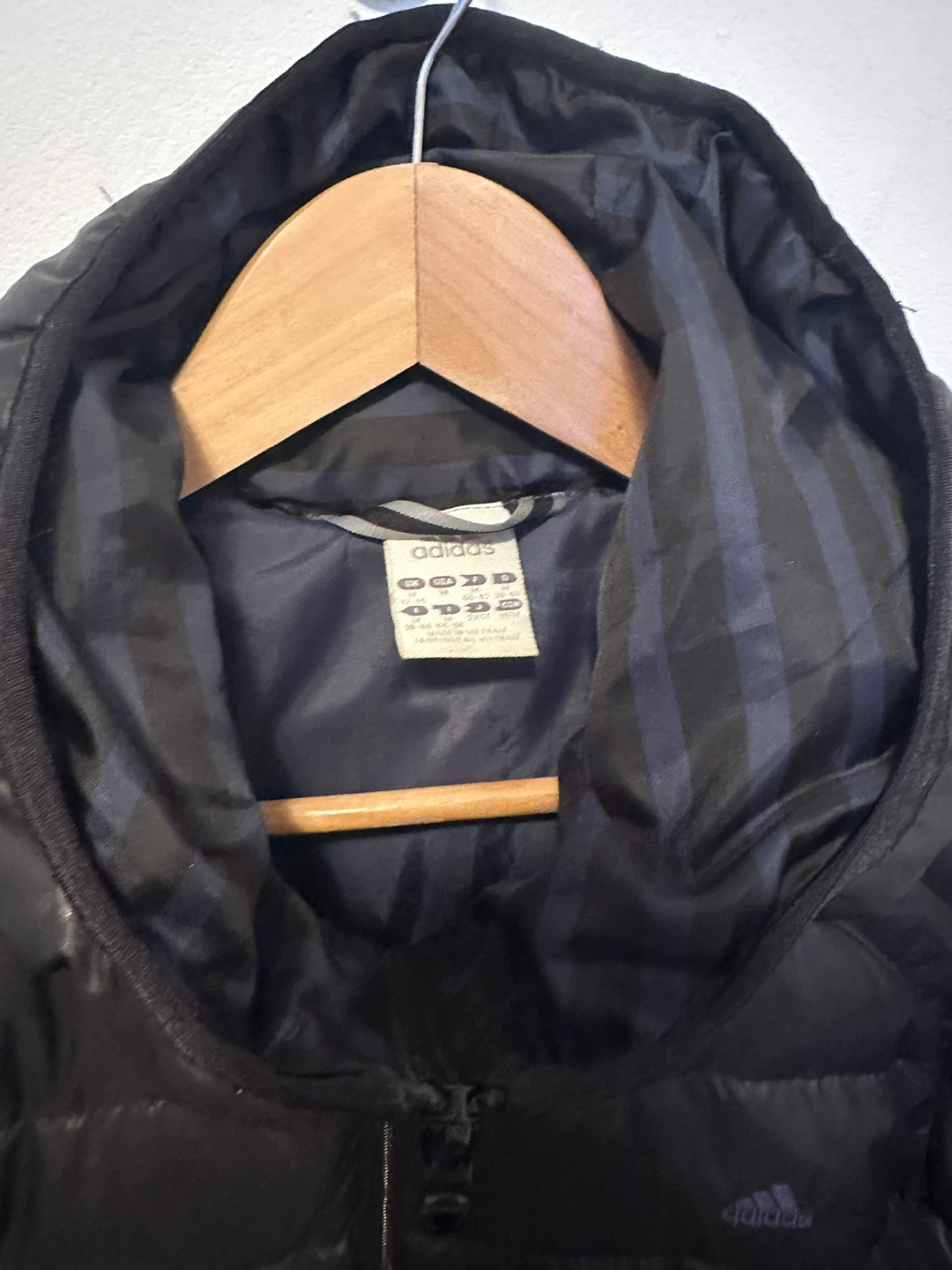 Adidas Women’s Puffer Hooded Jacket Black Medium - photo 5