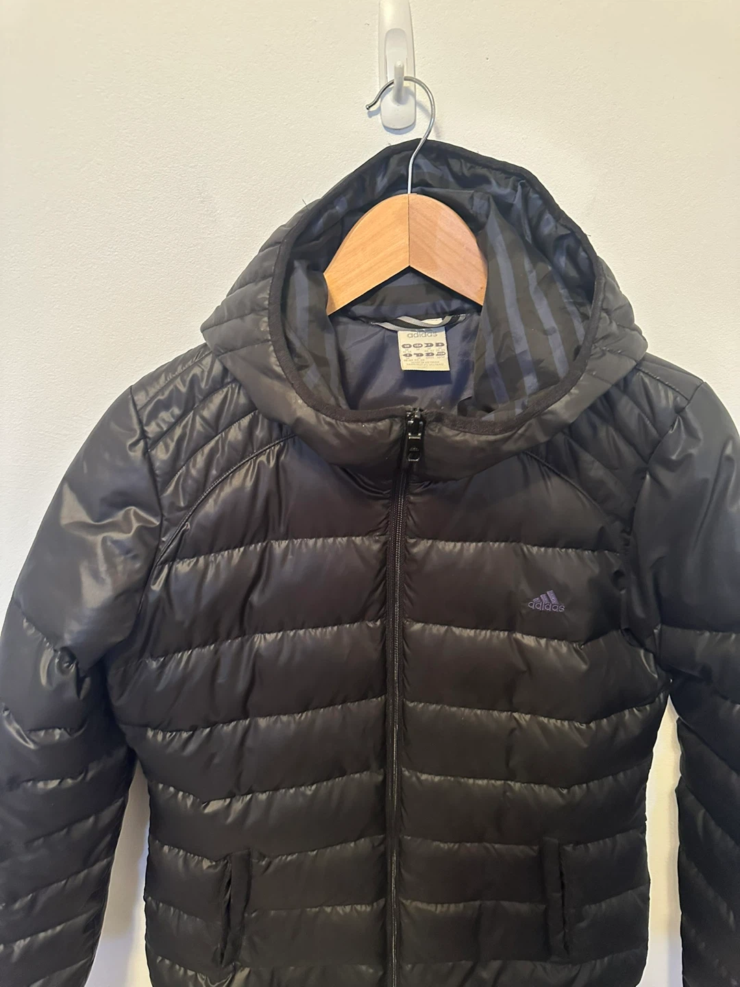 Adidas Women’s Puffer Hooded Jacket Black Medium - photo 3