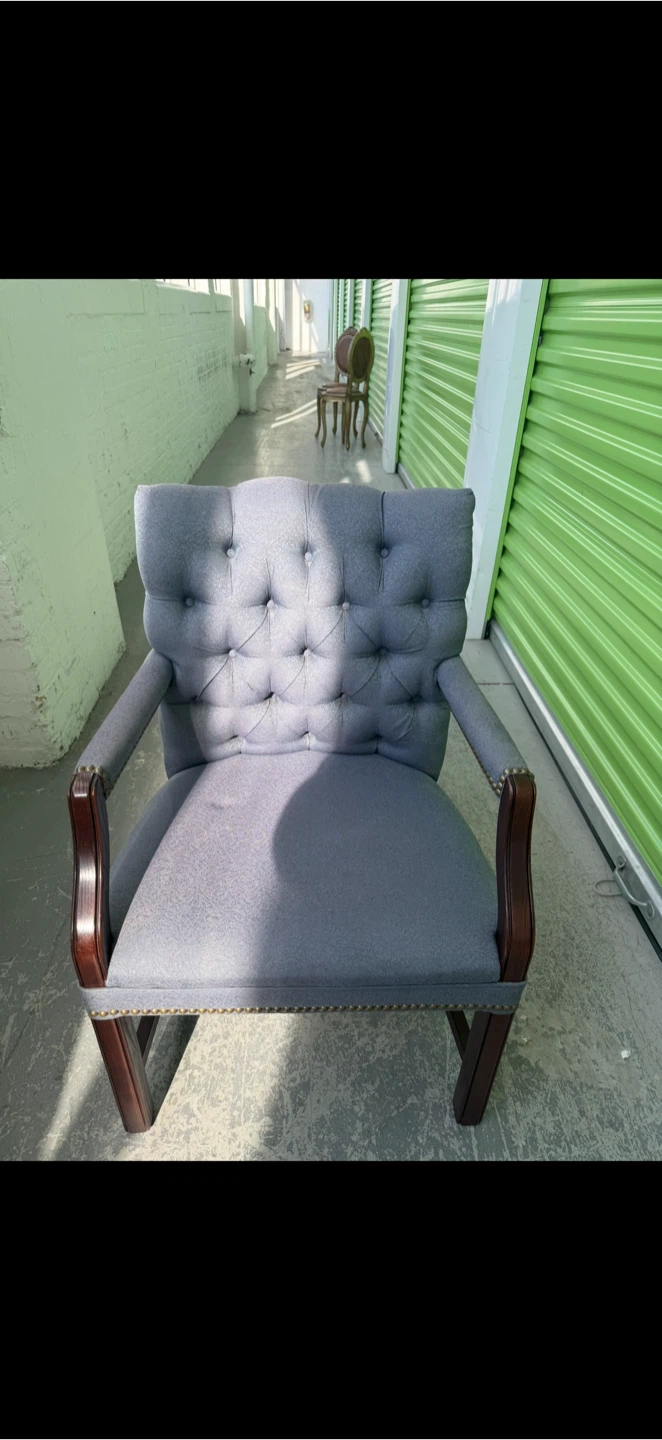 Executive Upholstered Armchair with Tufted Back