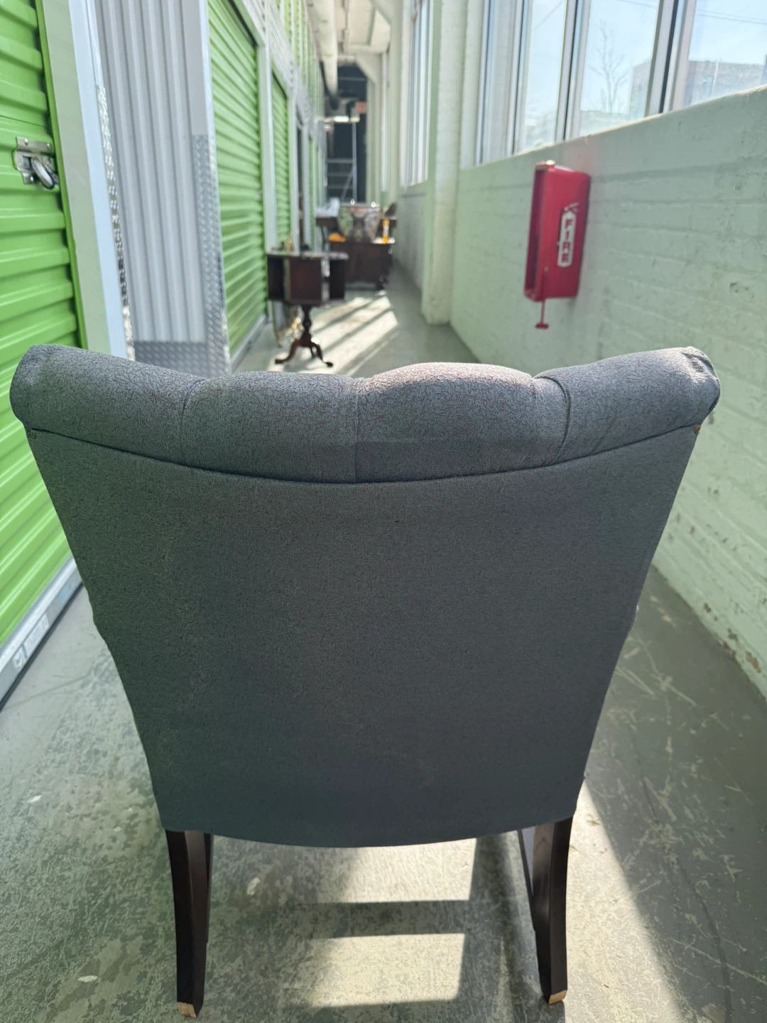 Executive Upholstered Armchair with Tufted Back - photo 4