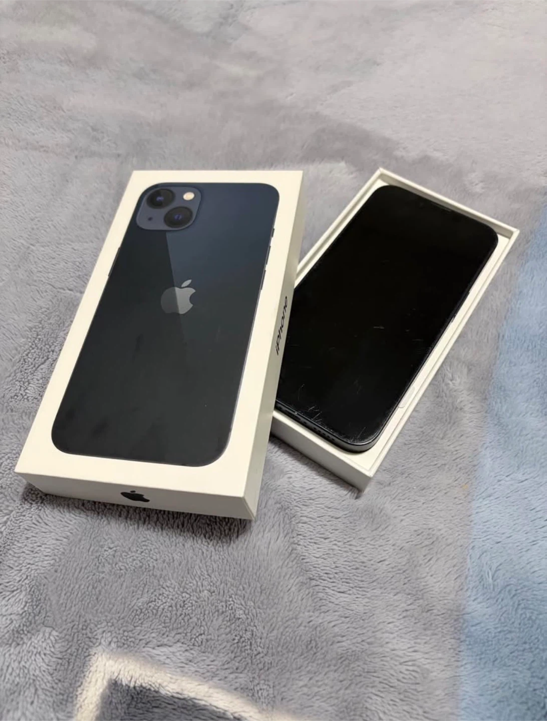 iphone 13 - midnight black - 128 GB