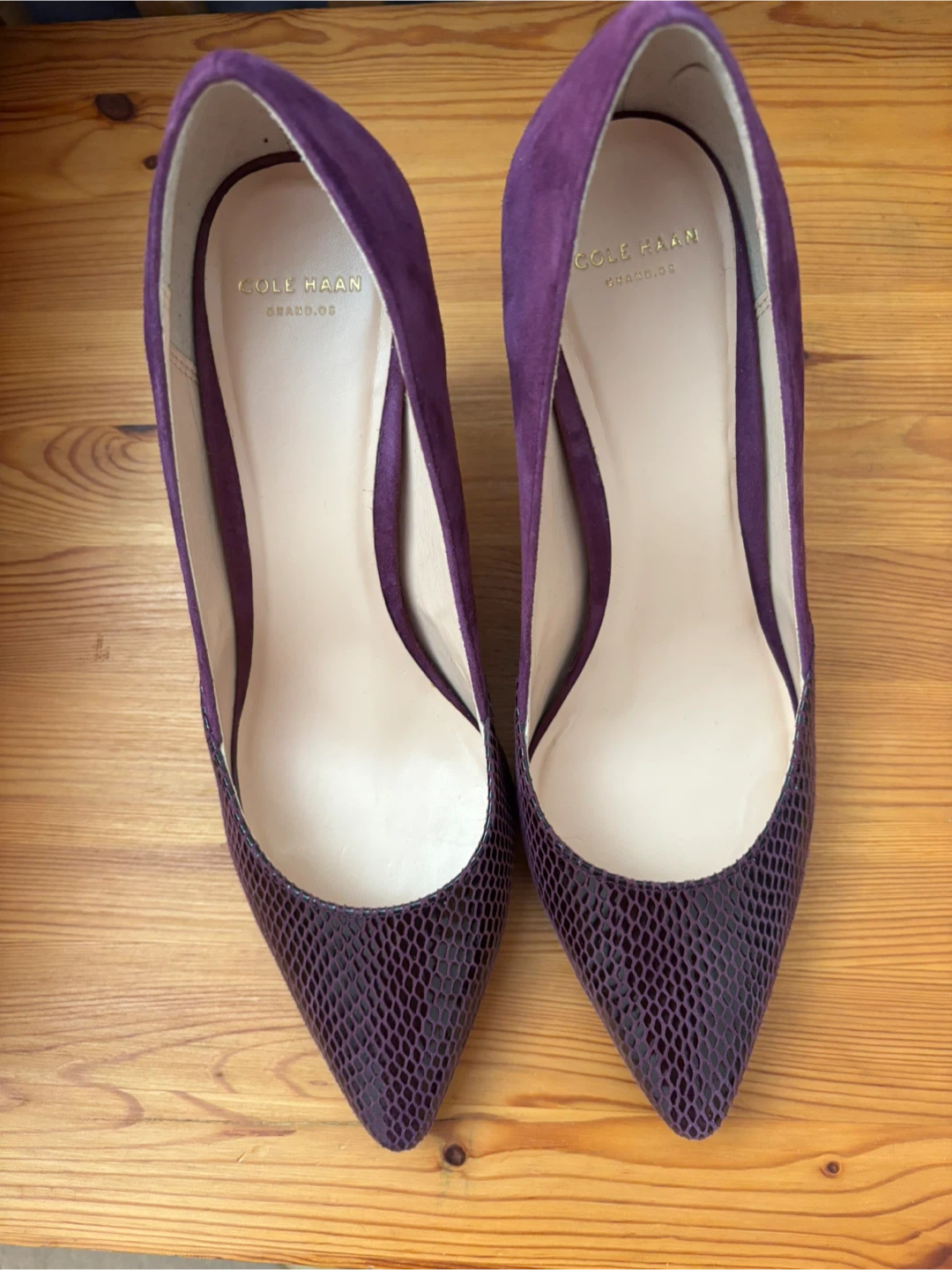 🏆Cole Haan Purple Suede & Embossed Leather Heels - Size 8B - photo 5