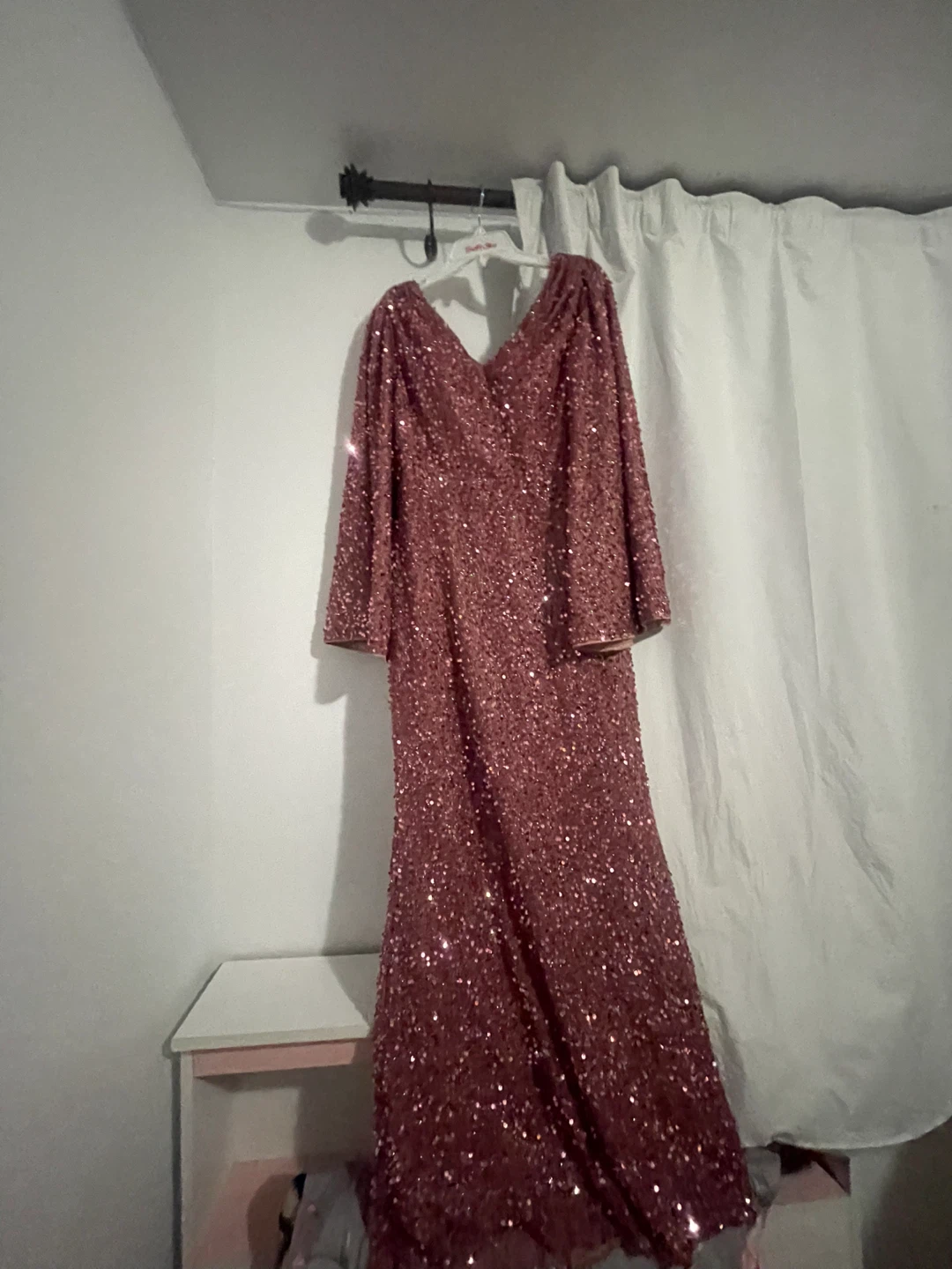 UNITHORSE Pink Sequin Flare Sleeve Gown - photo 3