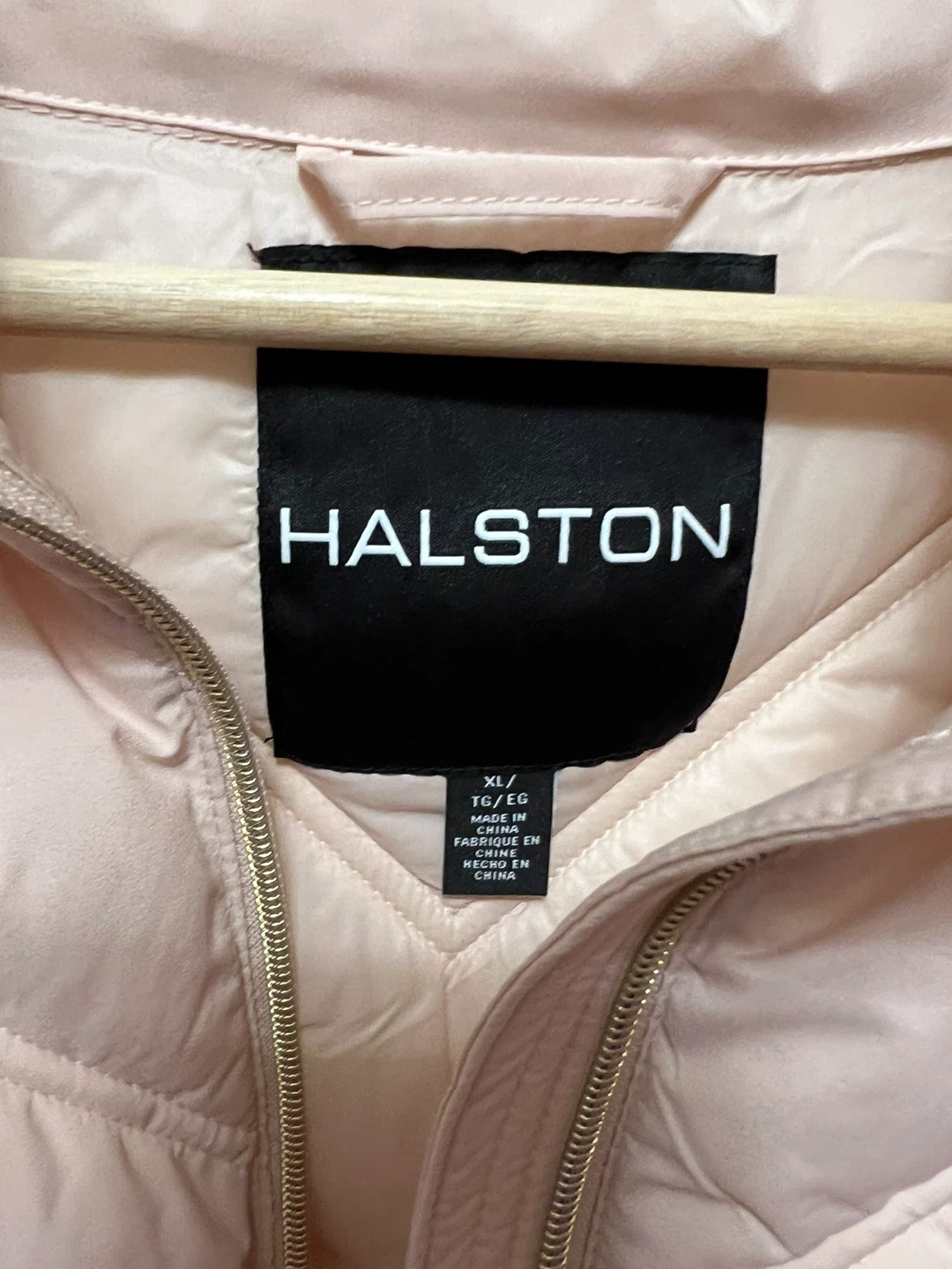 Halston Women's Puffer Vest XL Pink- New - photo 4