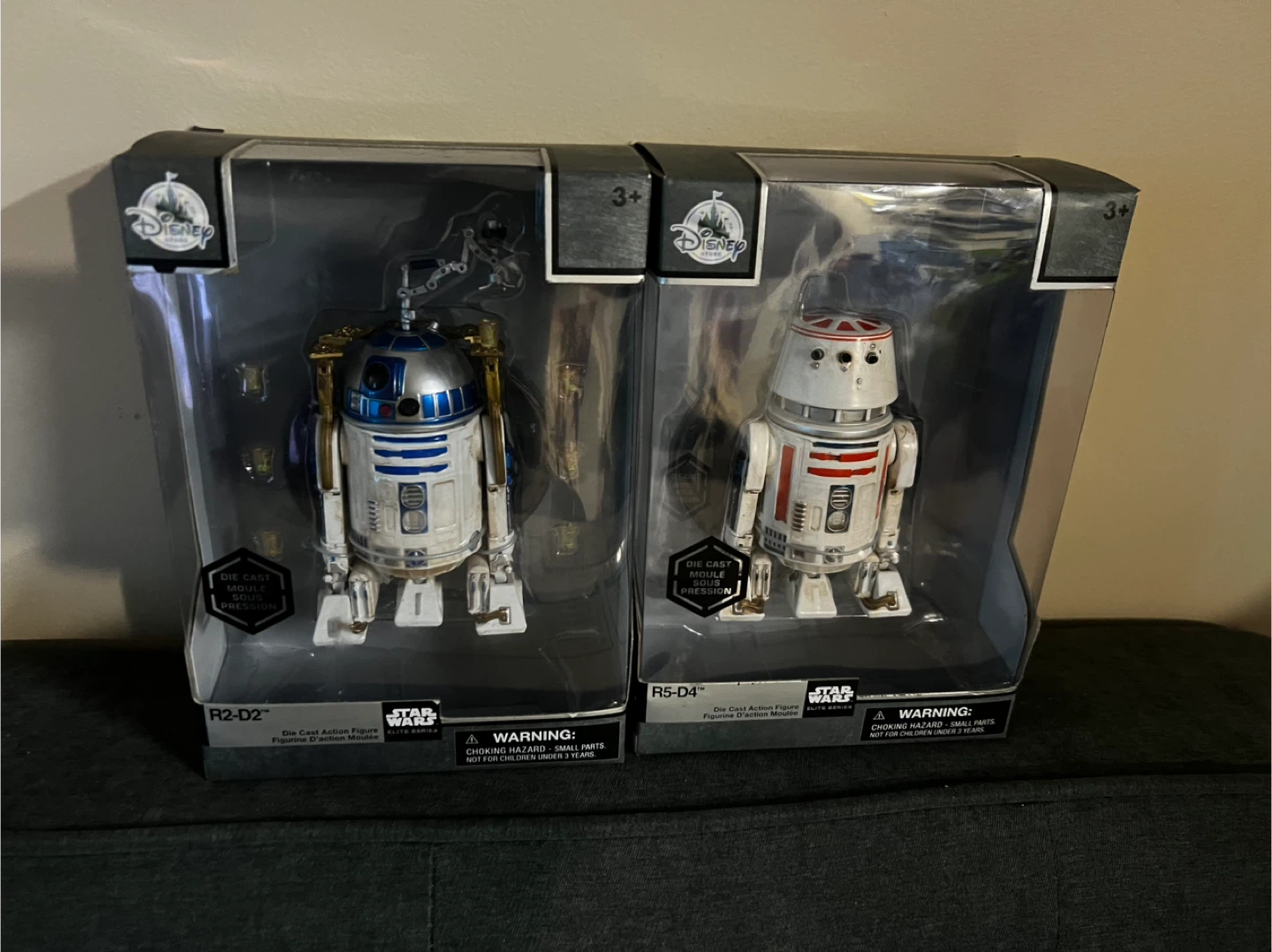 Star Wars R2-D2 and R5-D4 Die Cast Action Figures