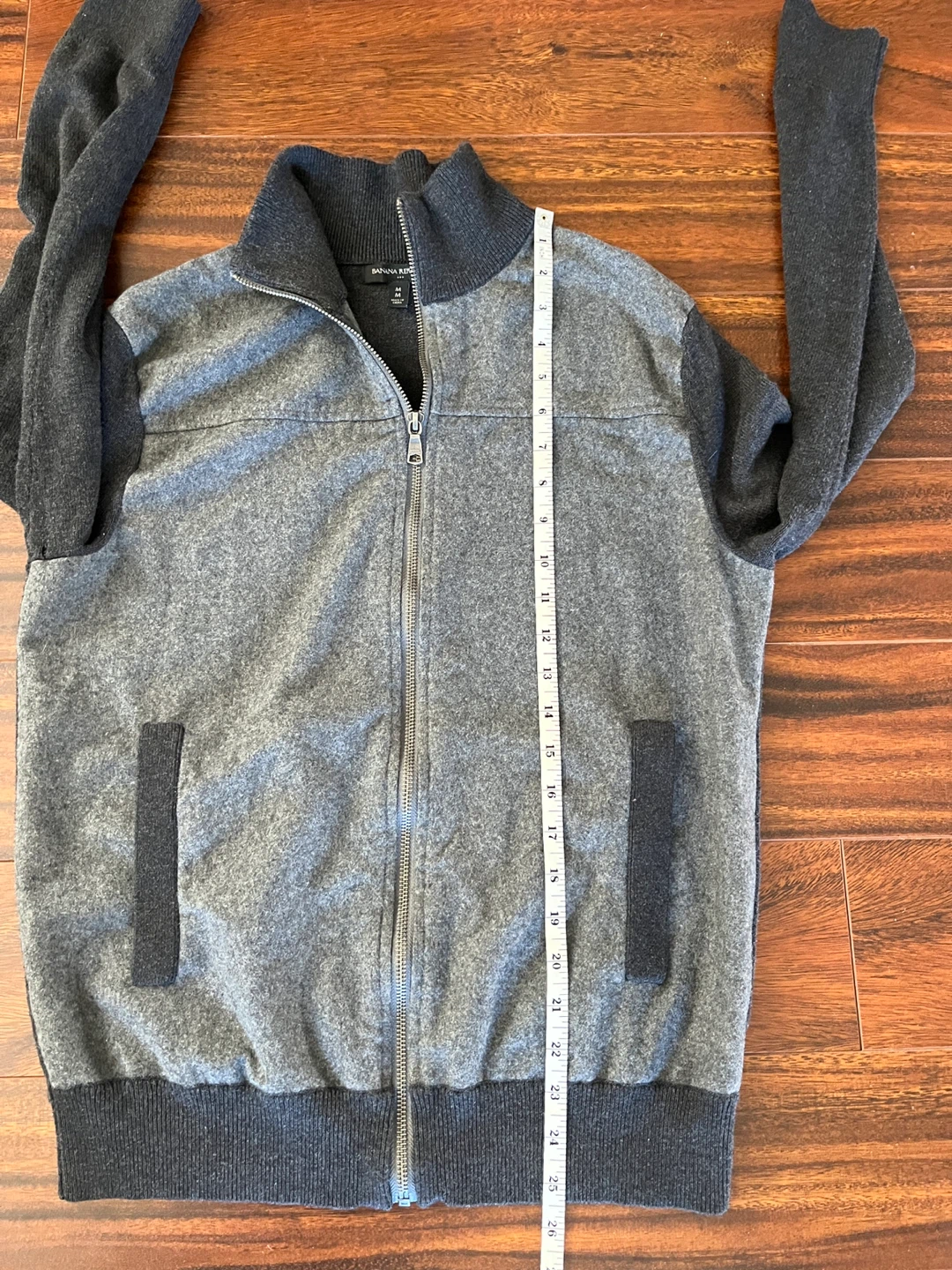 Banana Republic men’s medium zip sweater, wool blend, grey - photo 5