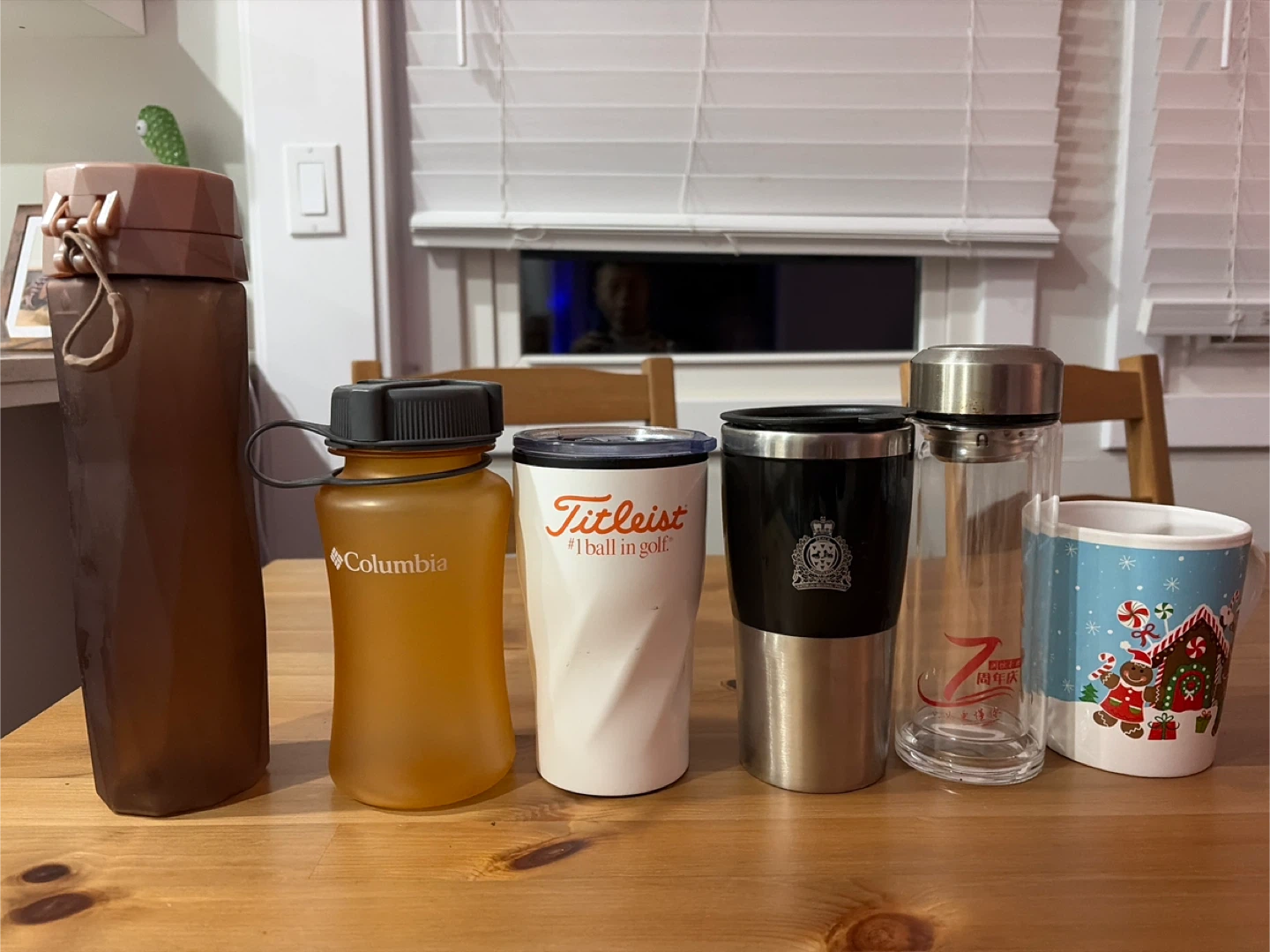 Free mug and water bottles 🏆