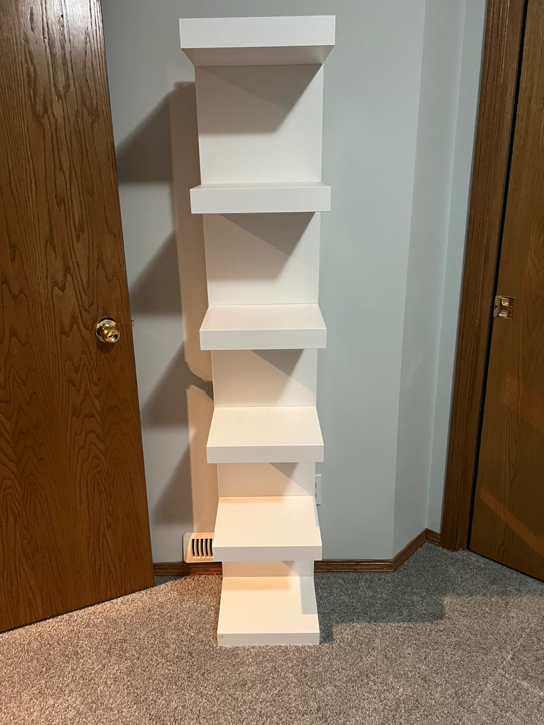 White Modern Tiered Shelf Unit