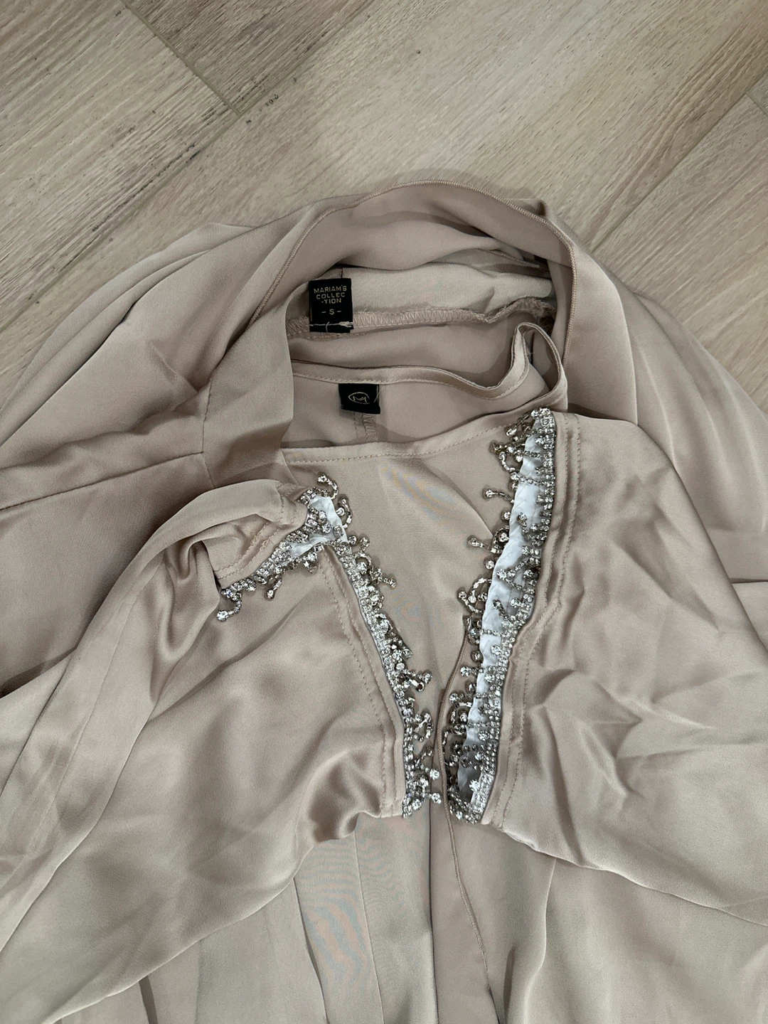3-pcs Mariam’s Collection Beige Beaded Abaya - photo 3