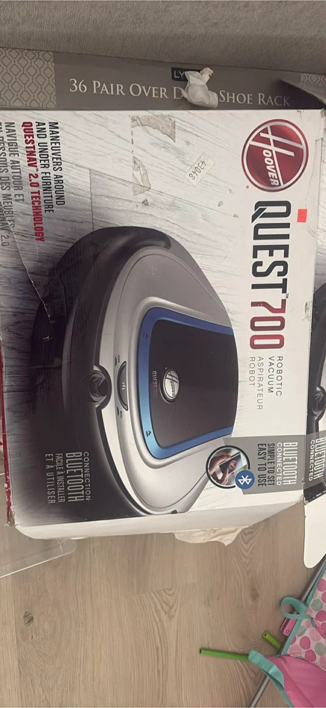Hoover Quest 700 Robotic Vacuum Cleaner