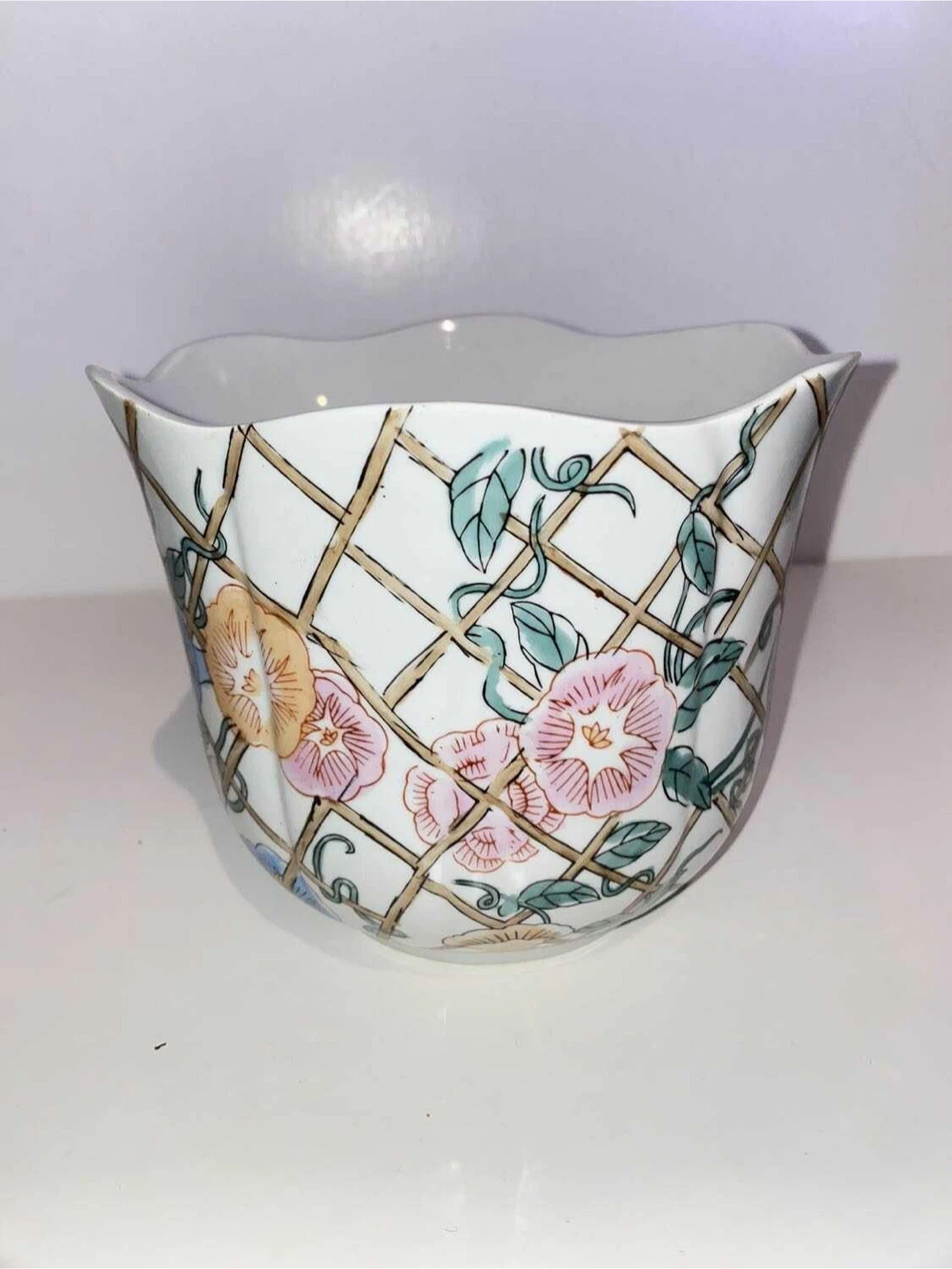 Vintage ceramic pot