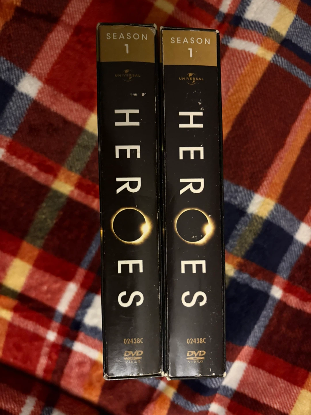 Heroes Season 1 DVD Box Set 🏆 - photo 2
