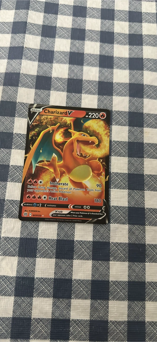 Pokémon Charizard V Trading Card