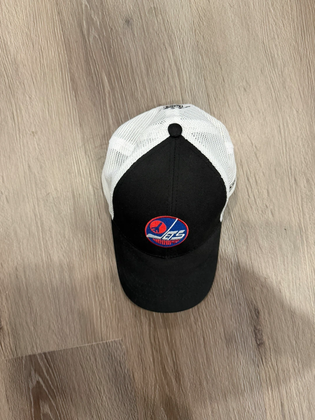 Official Vintage NHL Brand Winnipeg Jets Hat - photo 3