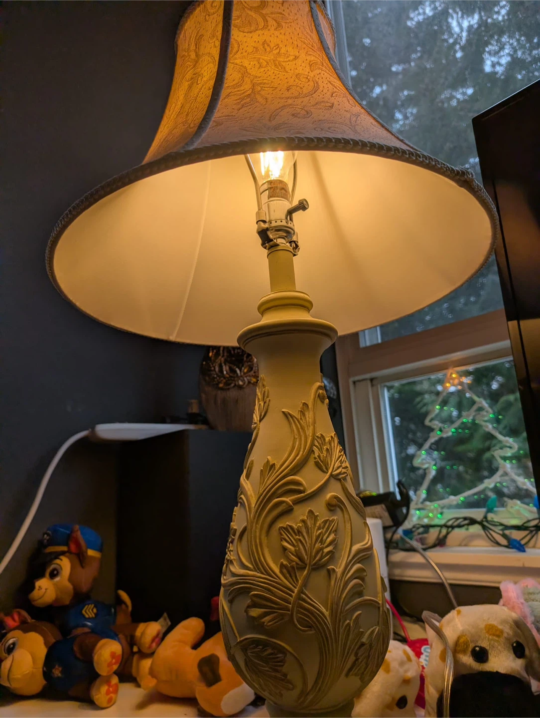 Cream Decorative Table Lamp - photo 3