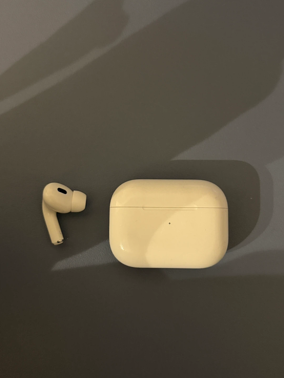 AirPod Pro 2nd gen - photo 2