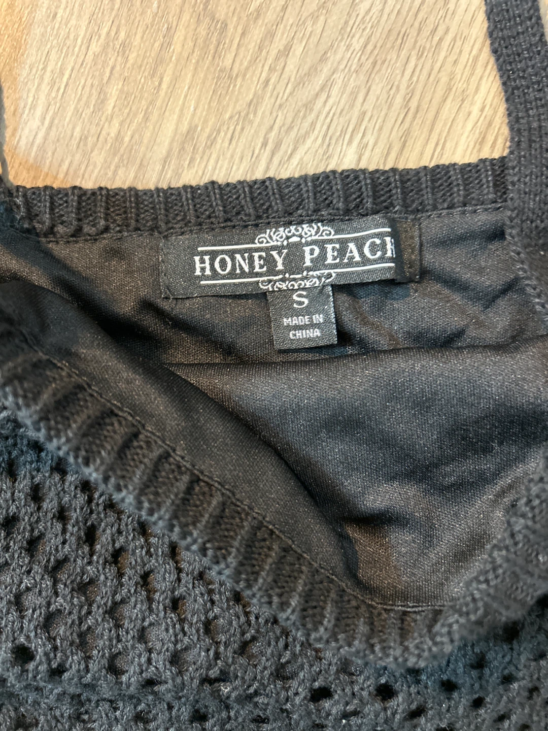 Honey Peach Black Cropped Knit Top - photo 2
