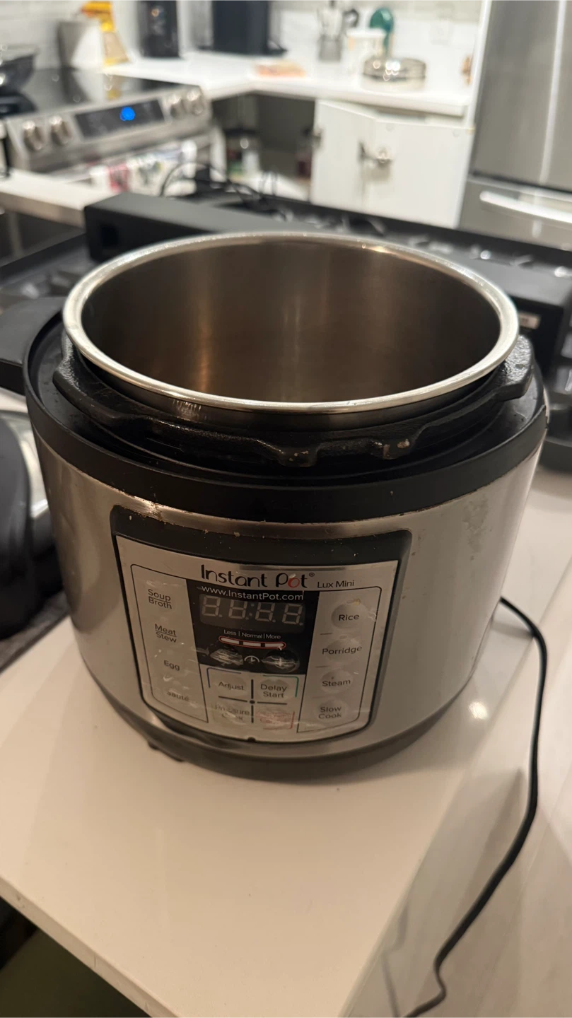 Instant Pot Lux Mini 3-Quart Multi-Cooker